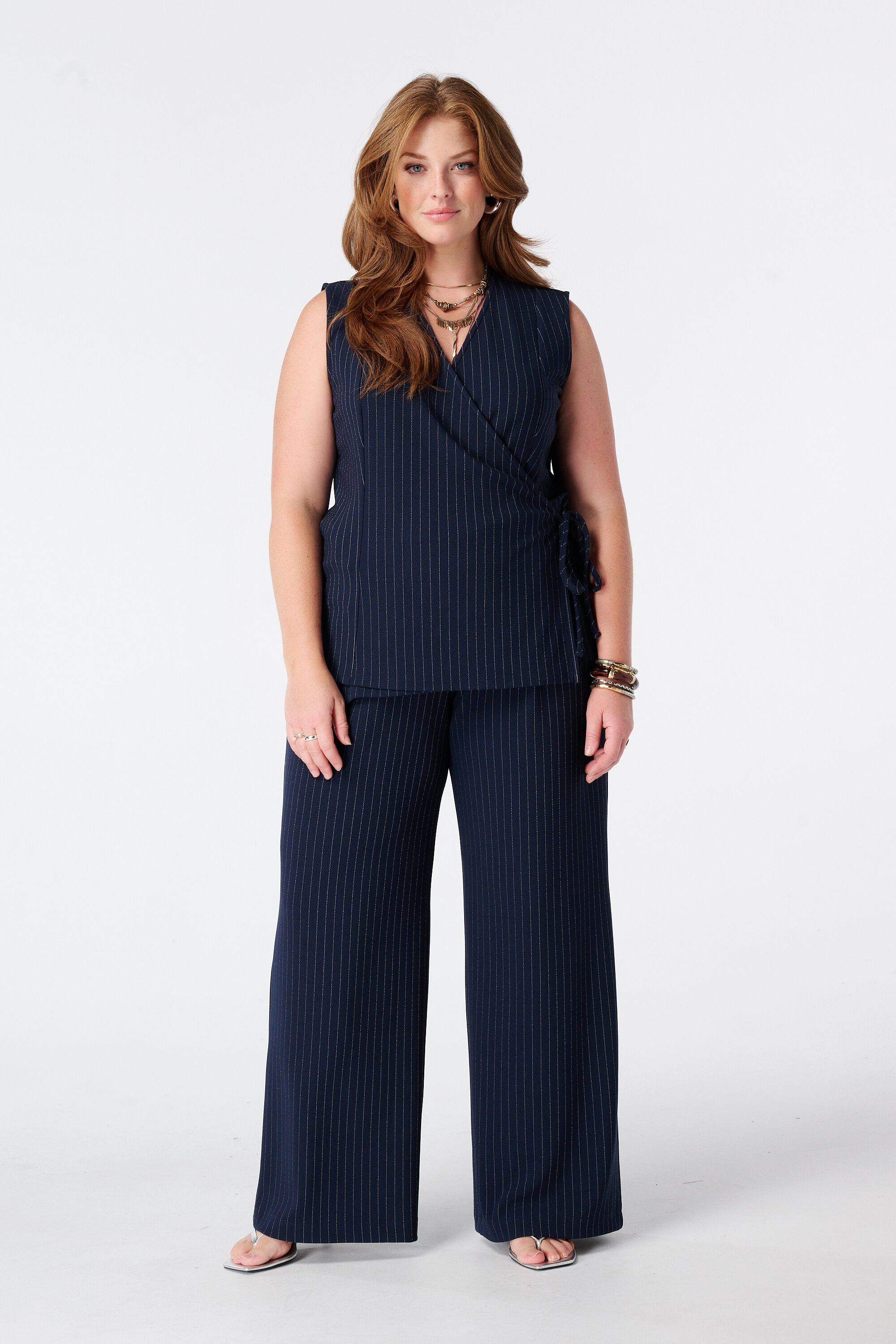 Pantal&oacute;n wide leg con raya diplom&aacute;tica
