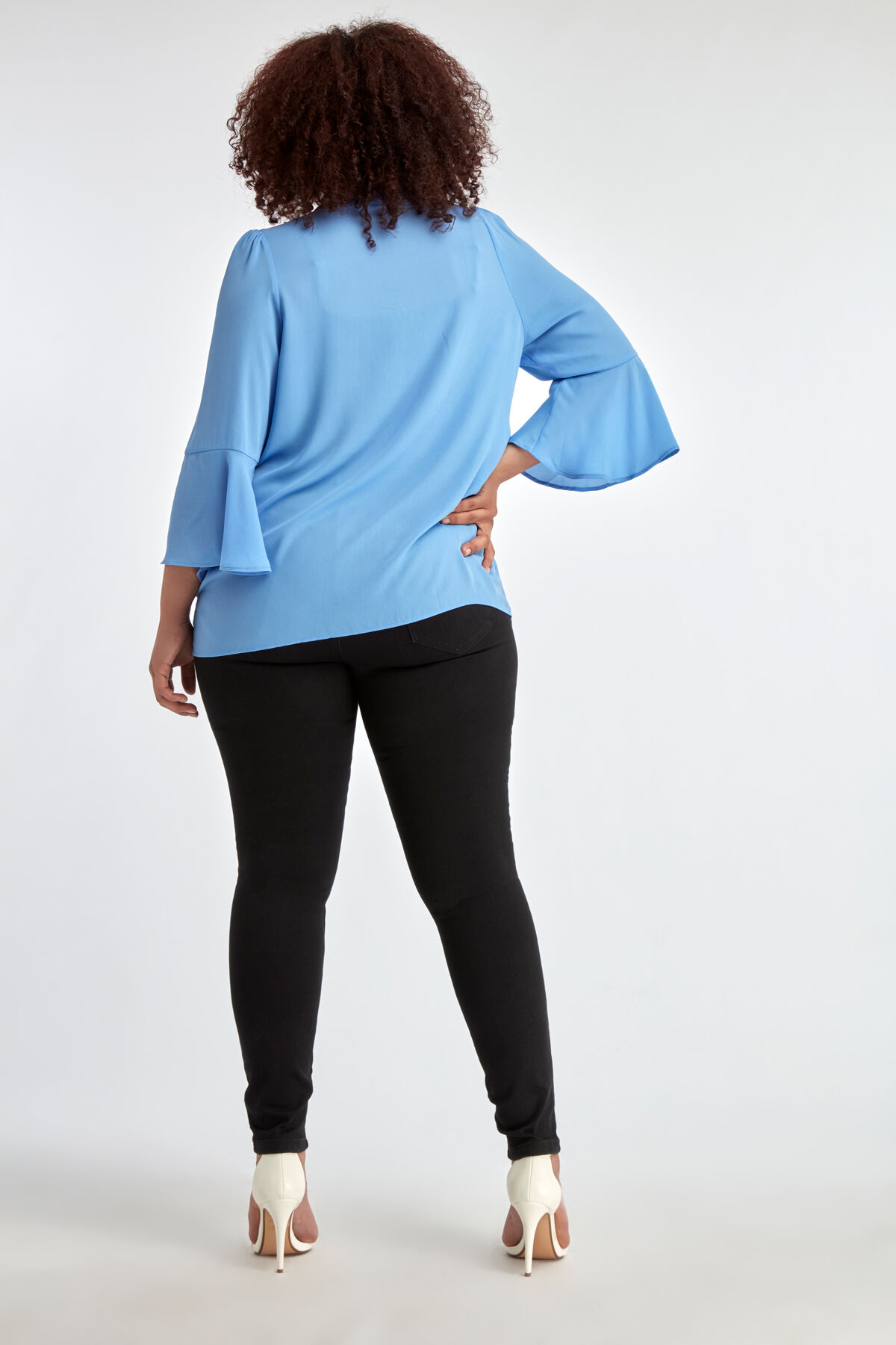 Blusa con flecos   image number 3