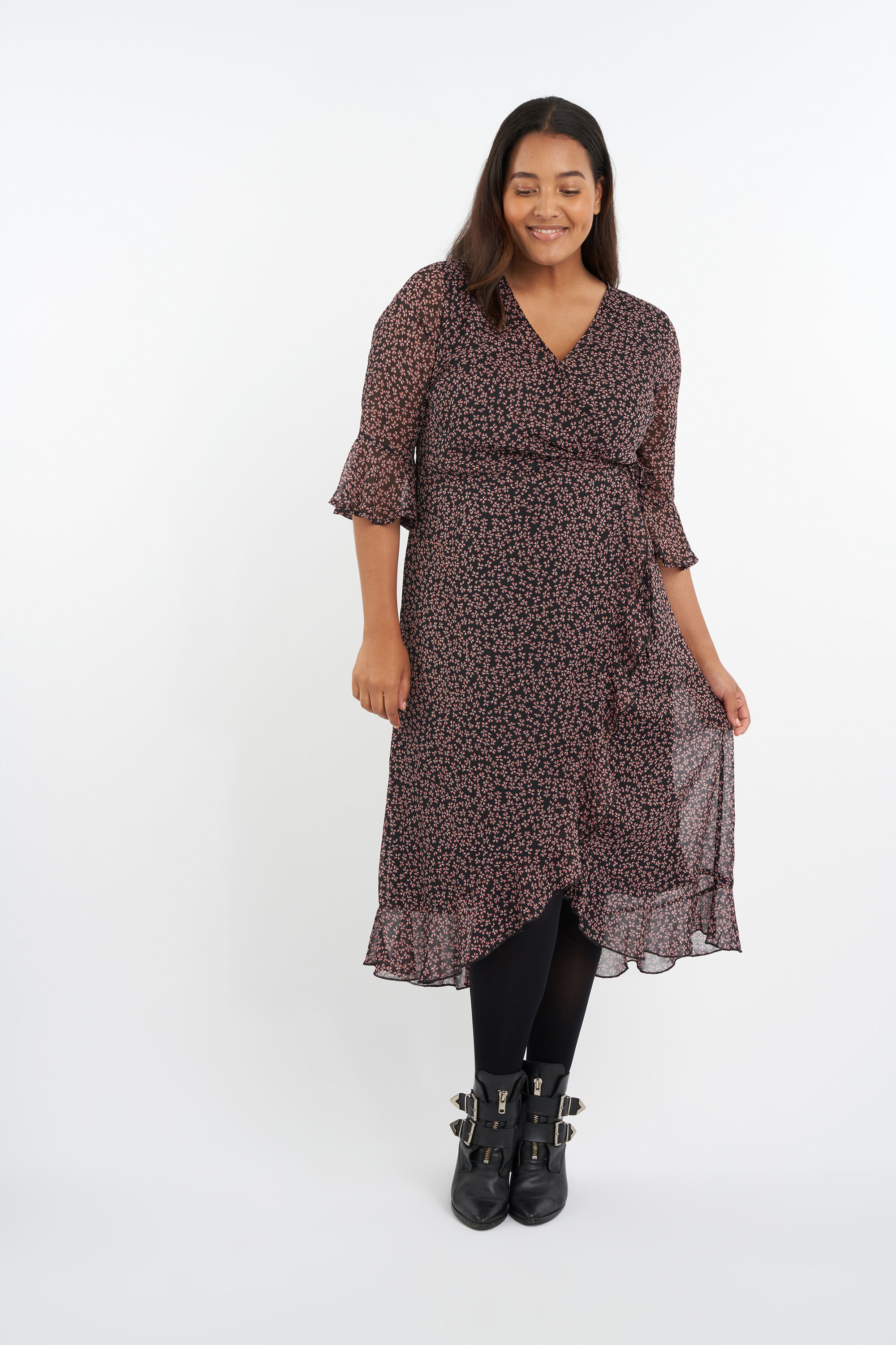 Vestido cruzado con estampado image number 6