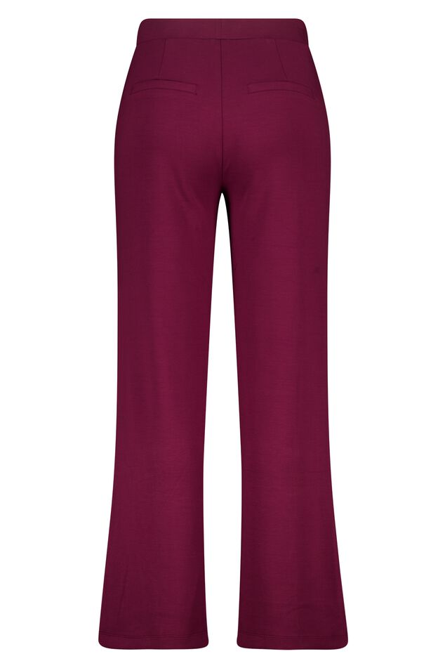 Pantalones deportivos image number 2