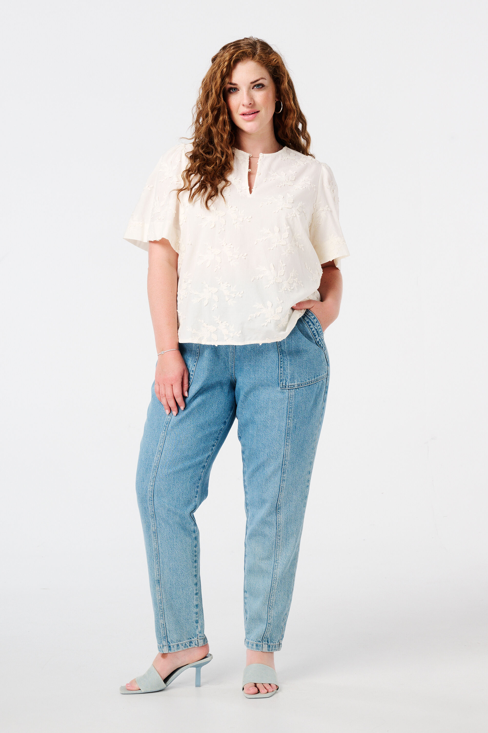 Top con cuello redondo image number 5