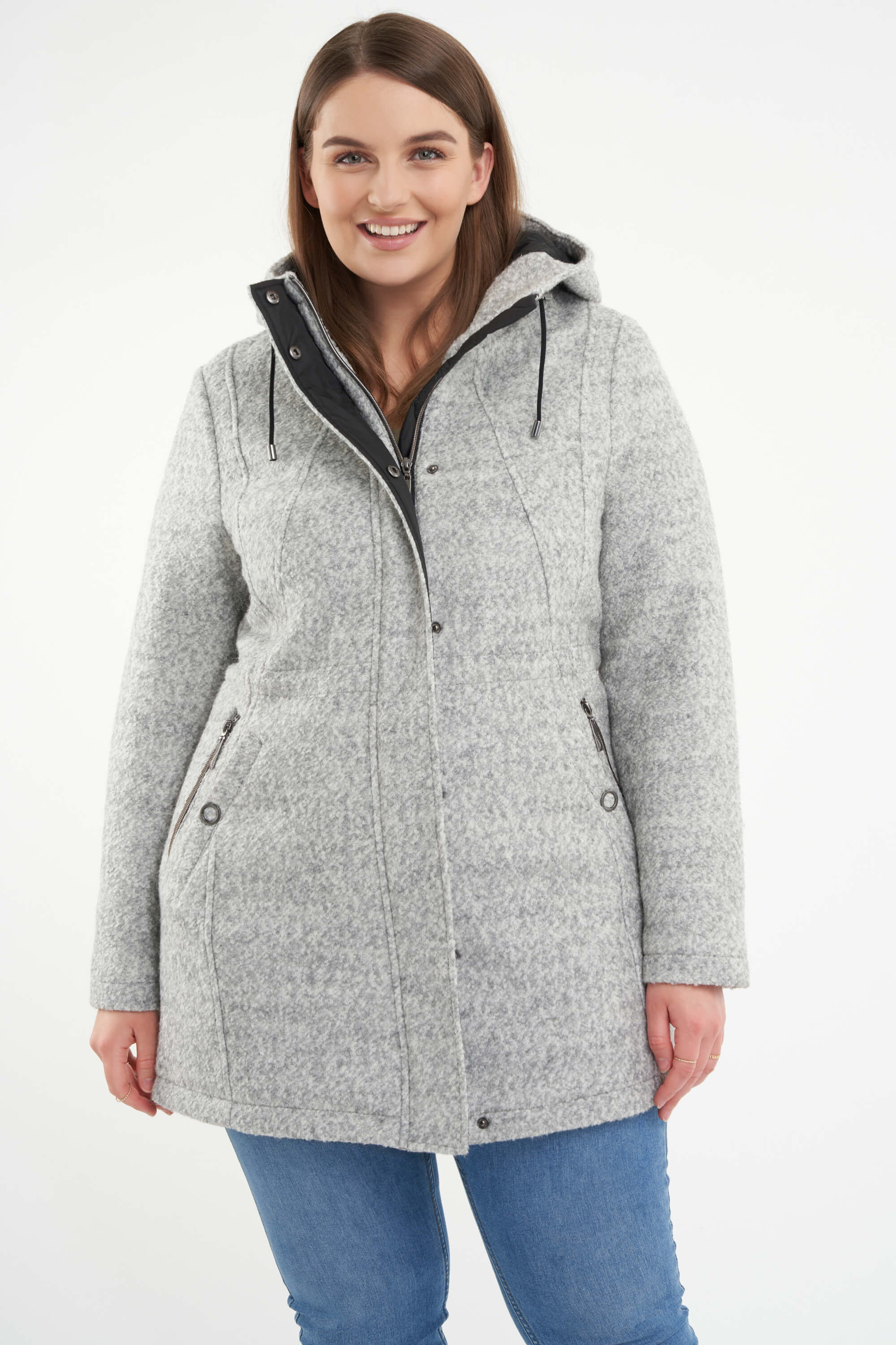 Chaqueta con capucha image number 6