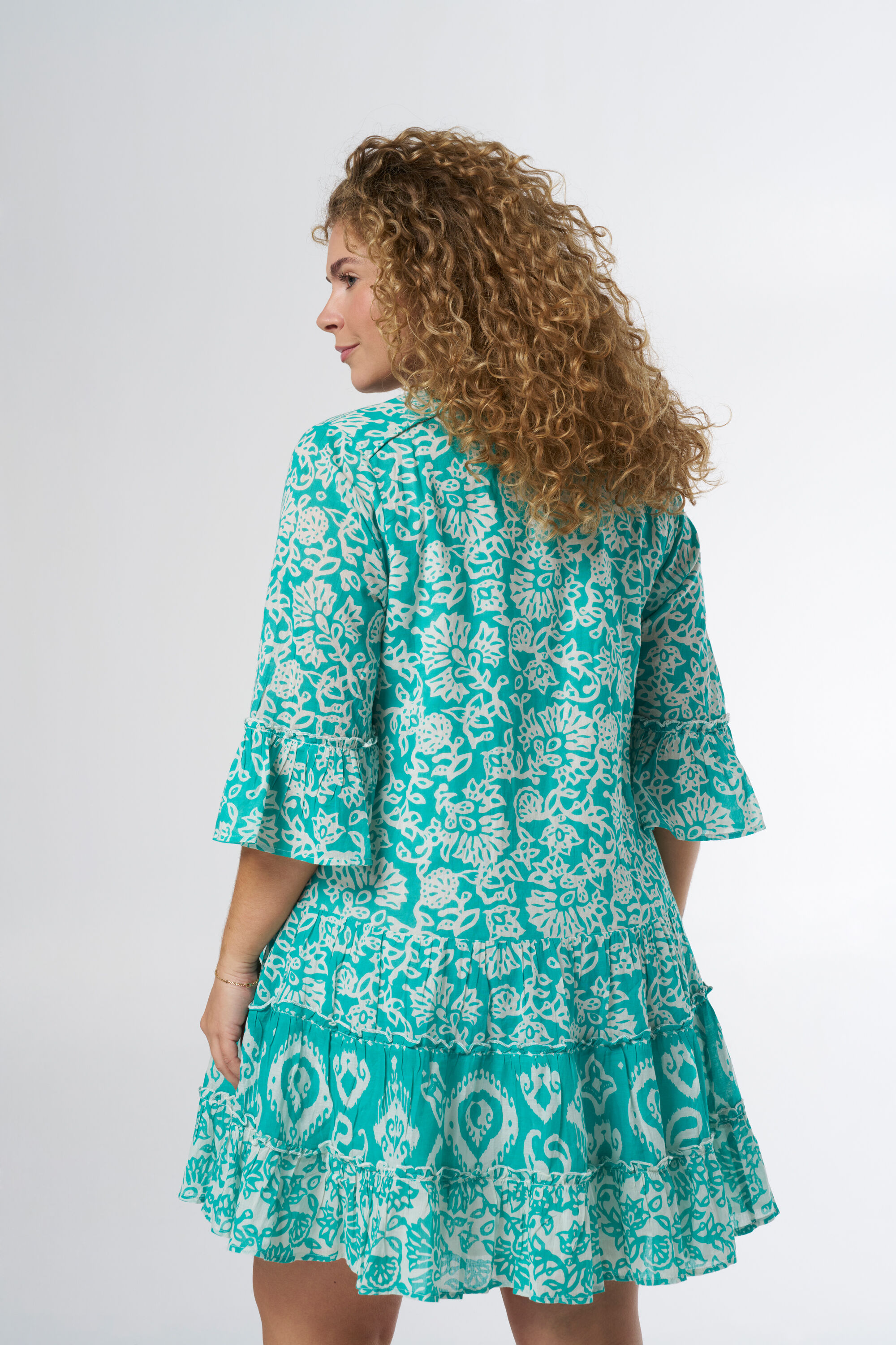 Vestido con estampado image number 3