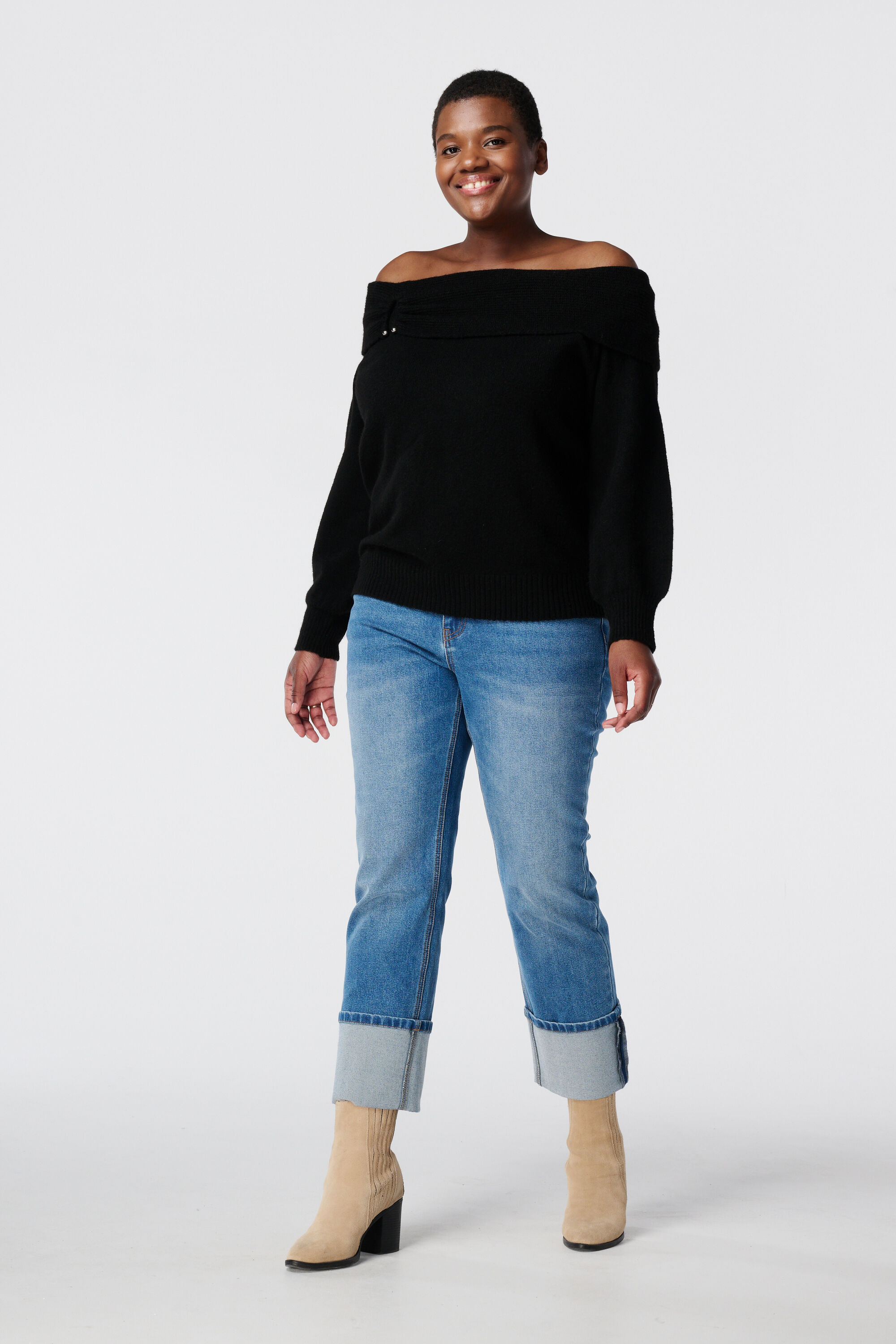 Jersey con los hombros descubiertos image number 5