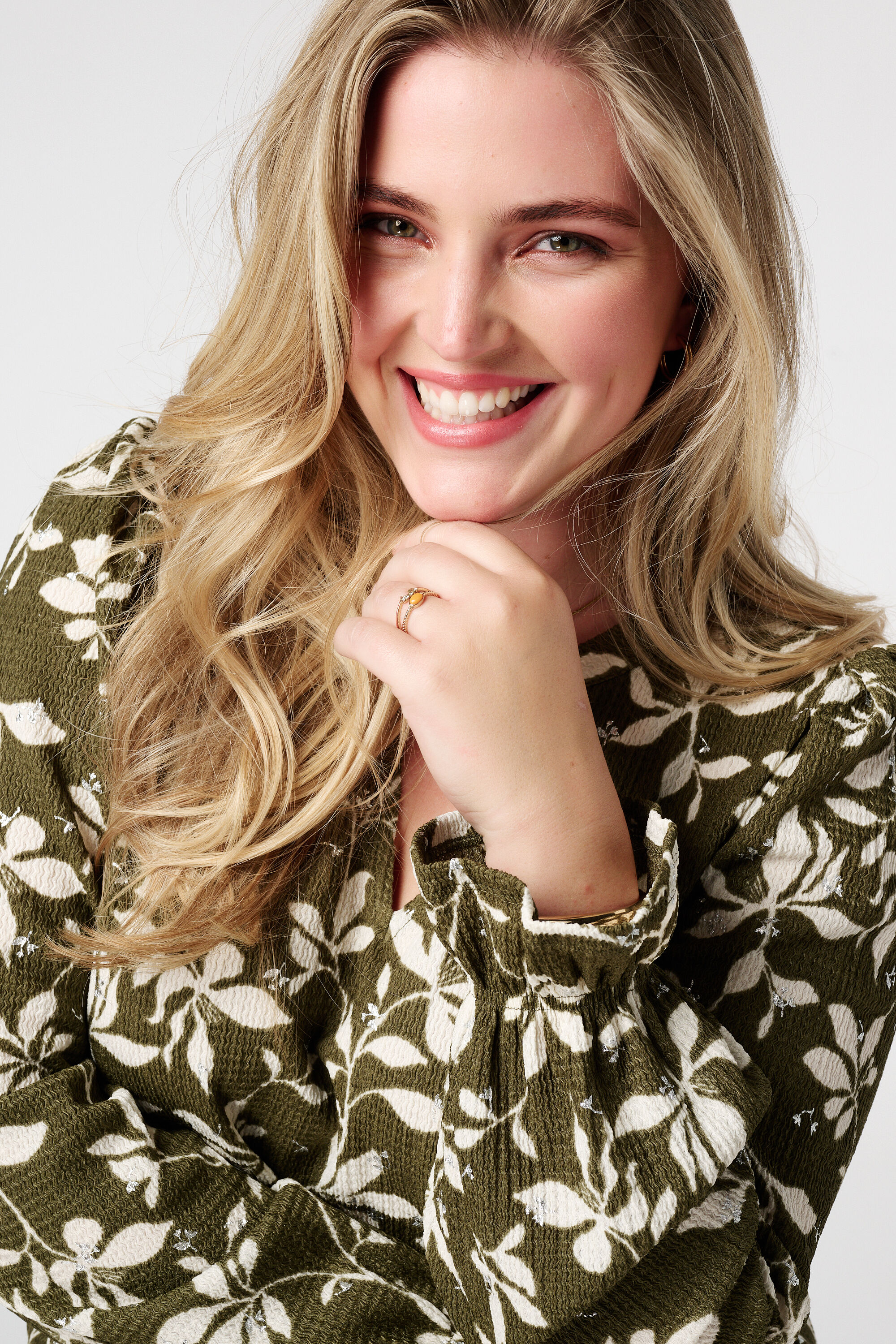 Top estampado y con textura image number 4