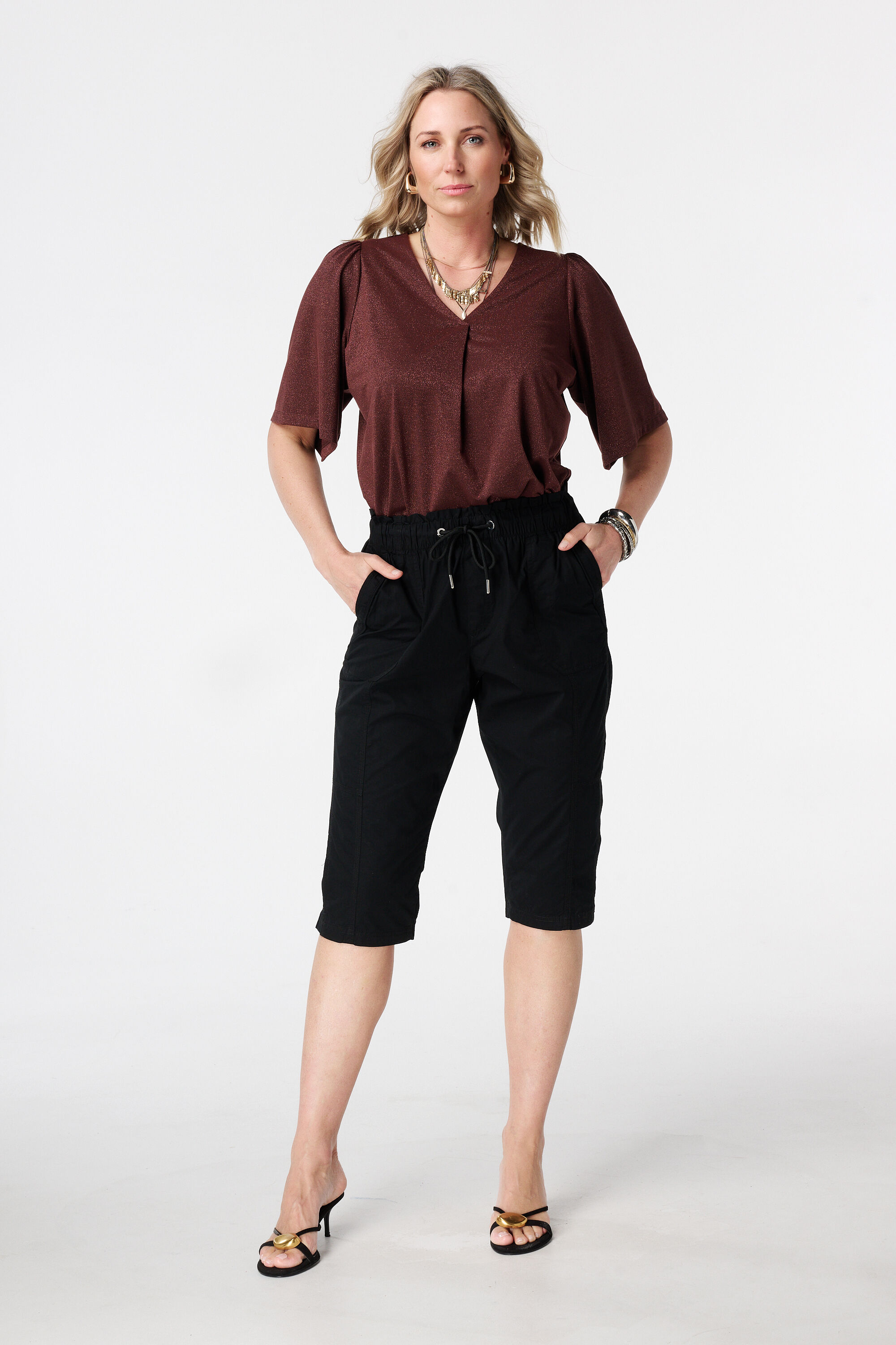 Top con mangas mariposa image number 5