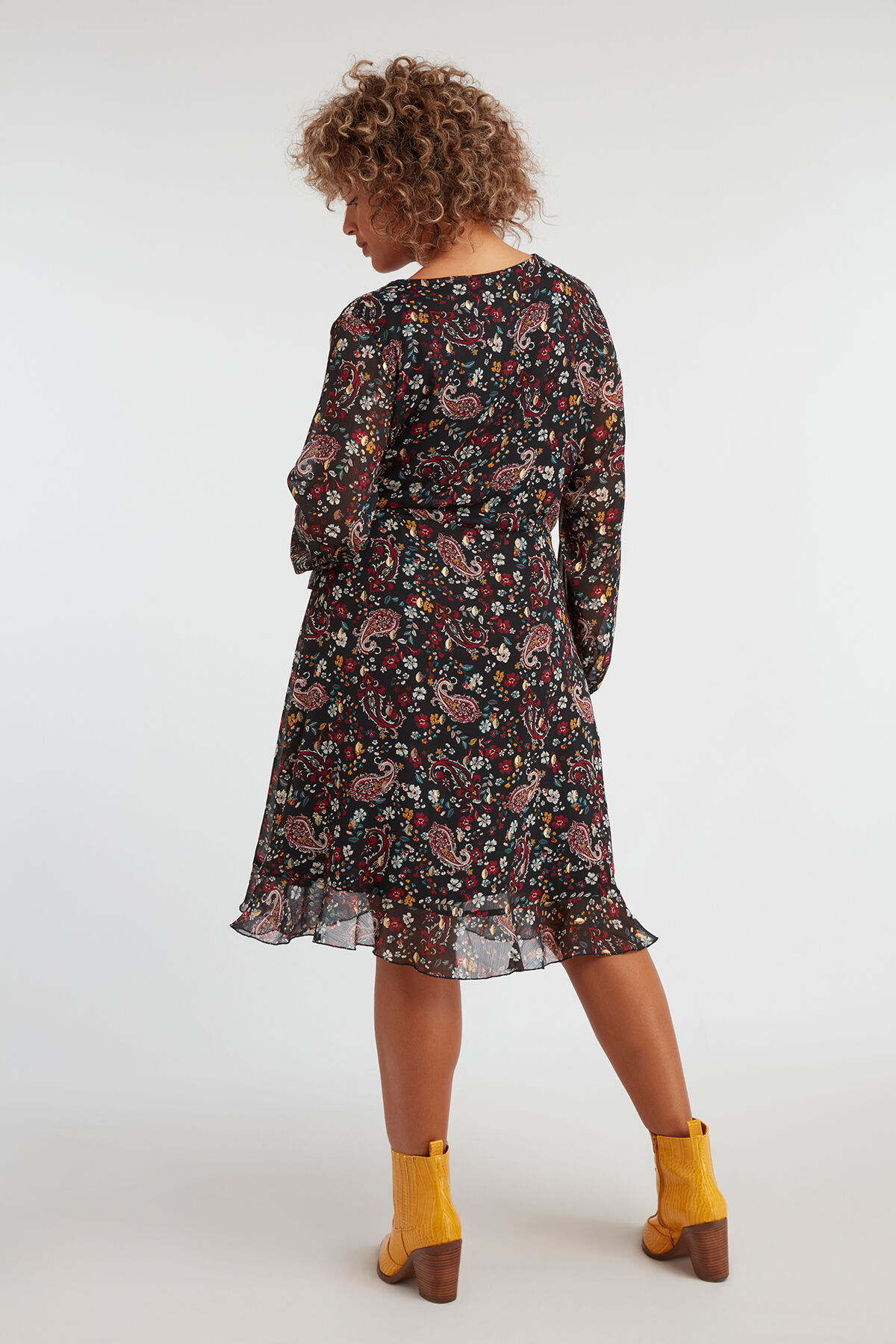 Vestido cruzado image number 6