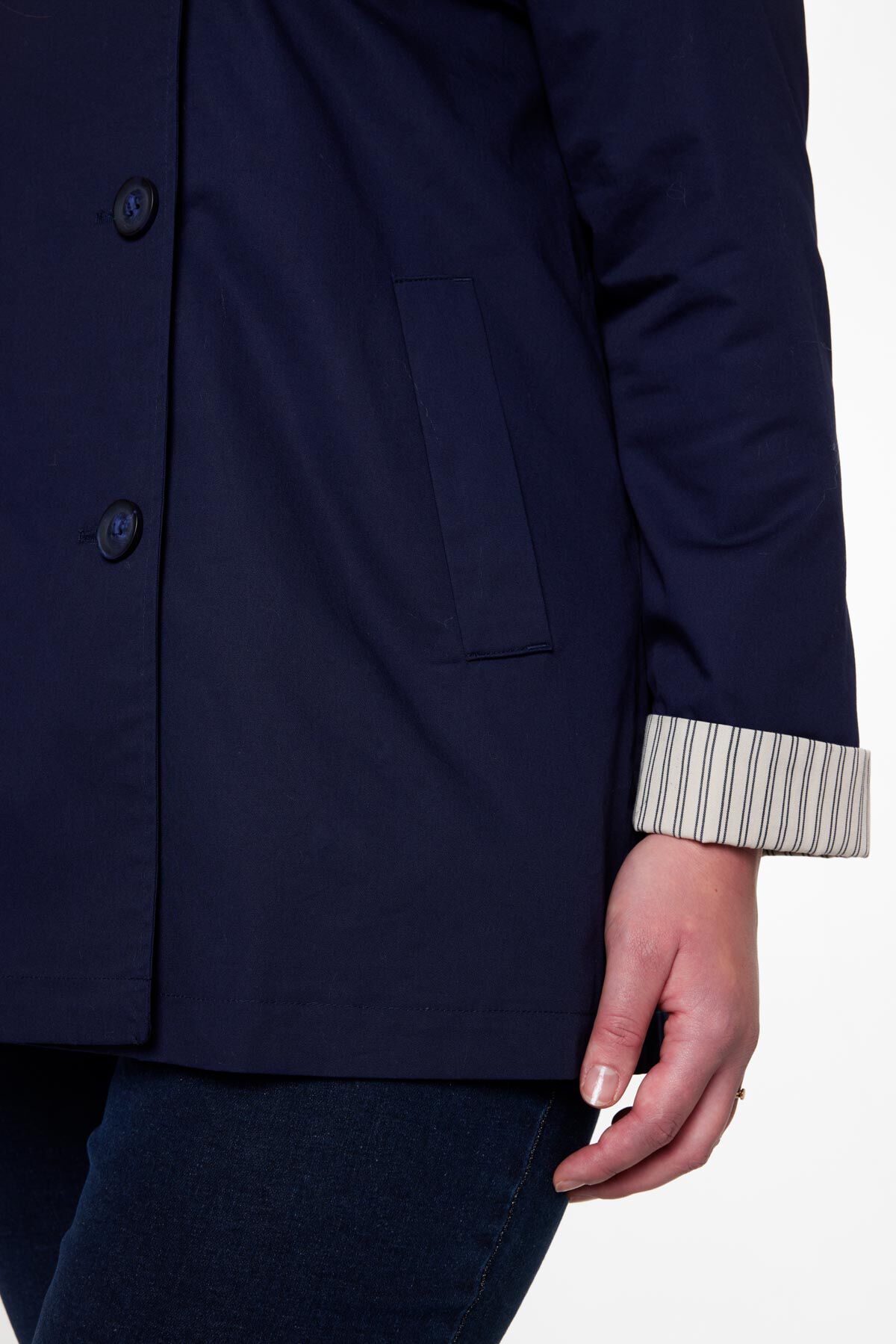 Gabardina de largo medio image number 4