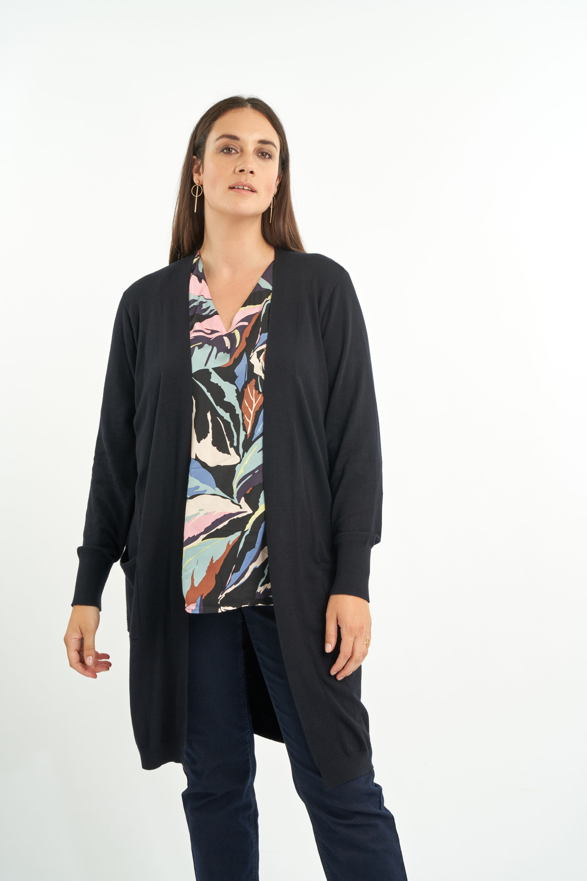 C&aacute;rdigan fino y abierto image number 6