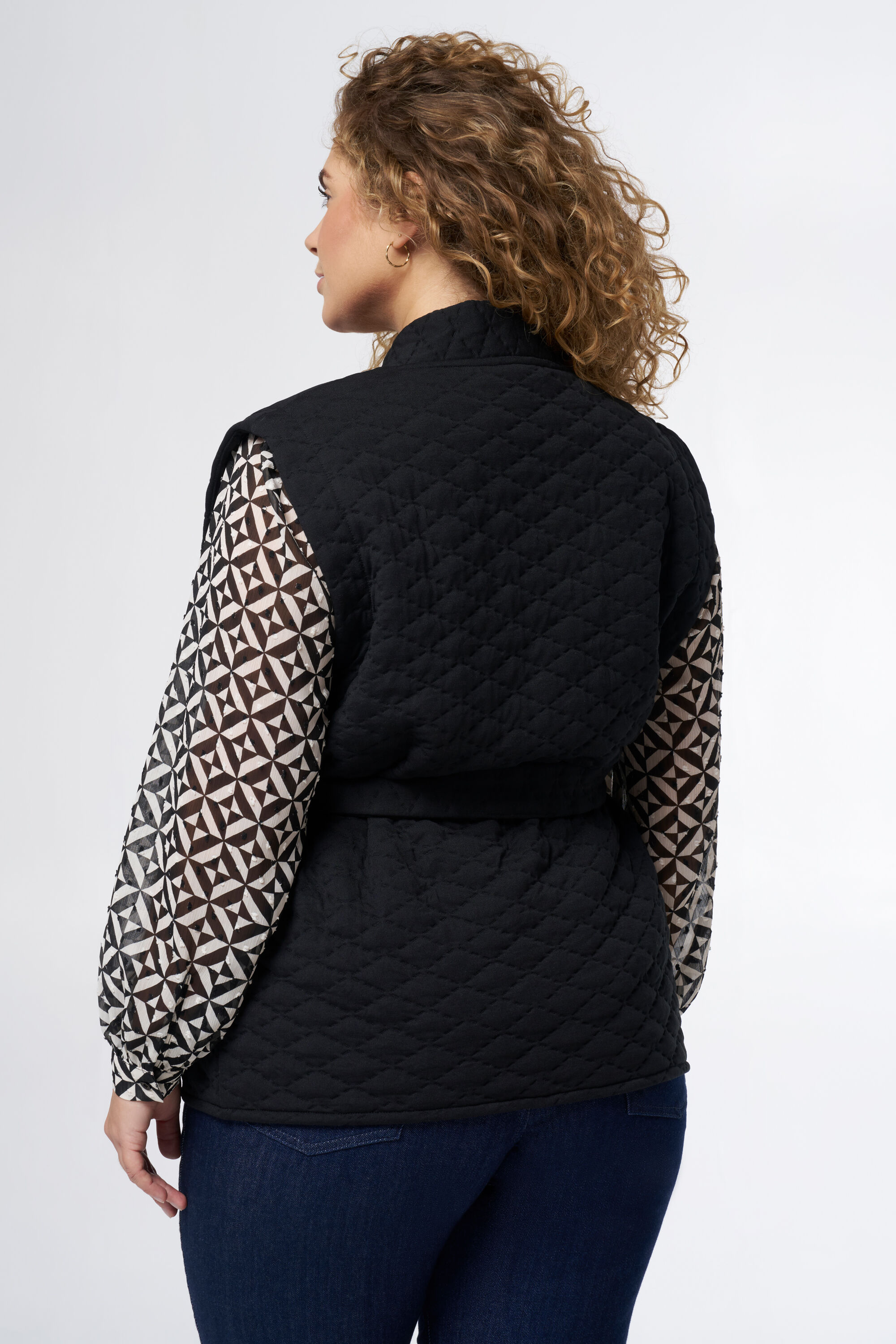 Chaleco holgado con cintur&oacute;n image number 3