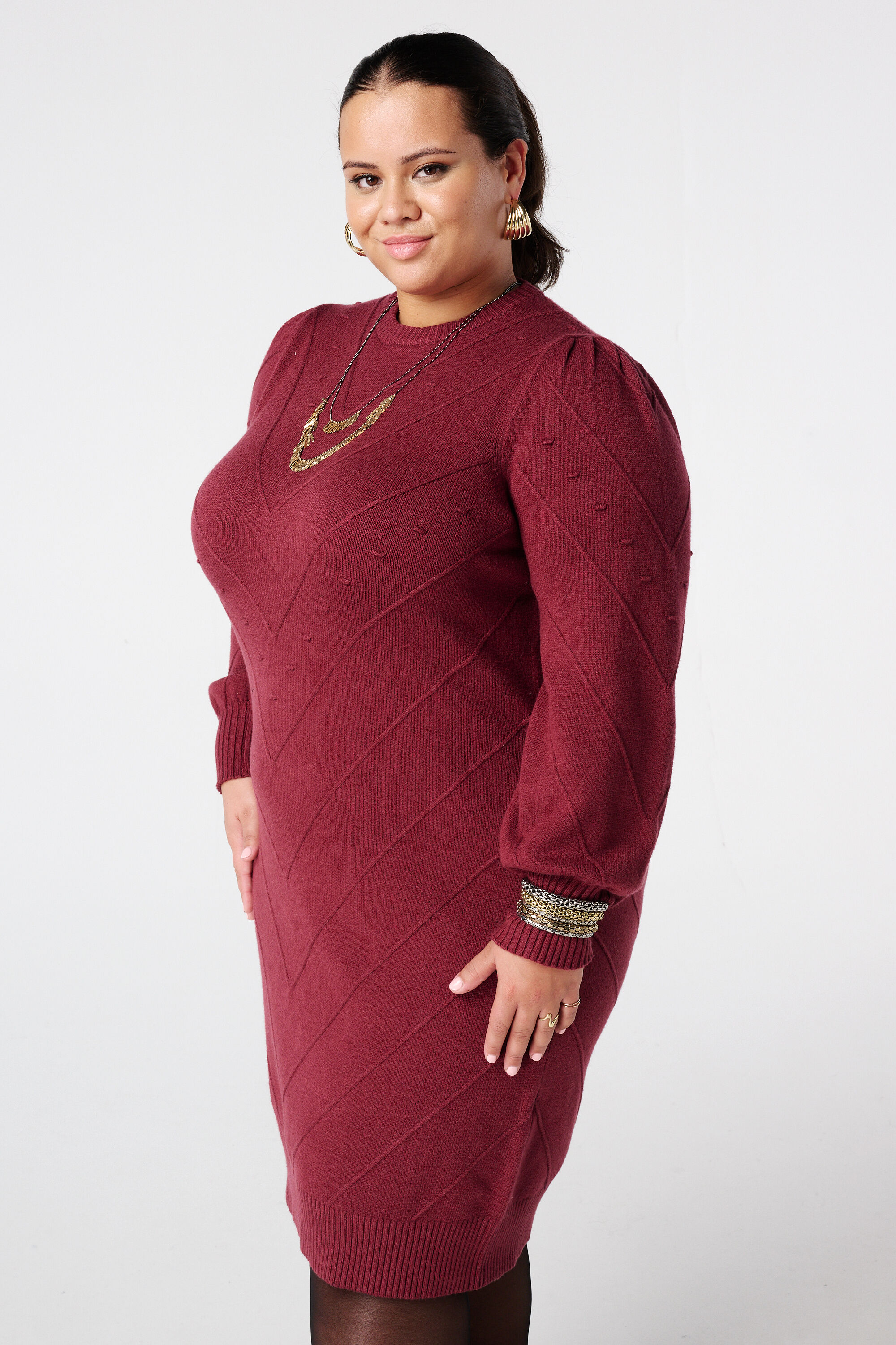 Vestido de punto con mangas abullonadas image number 5