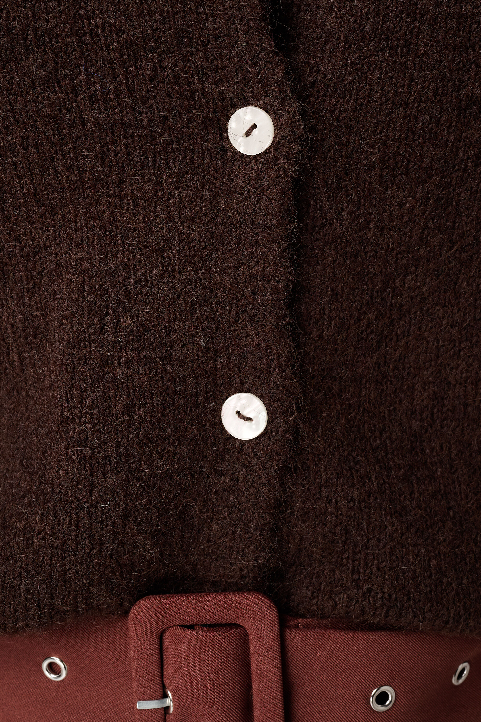 C&aacute;rdigan de punto con cierre con botones image number 6