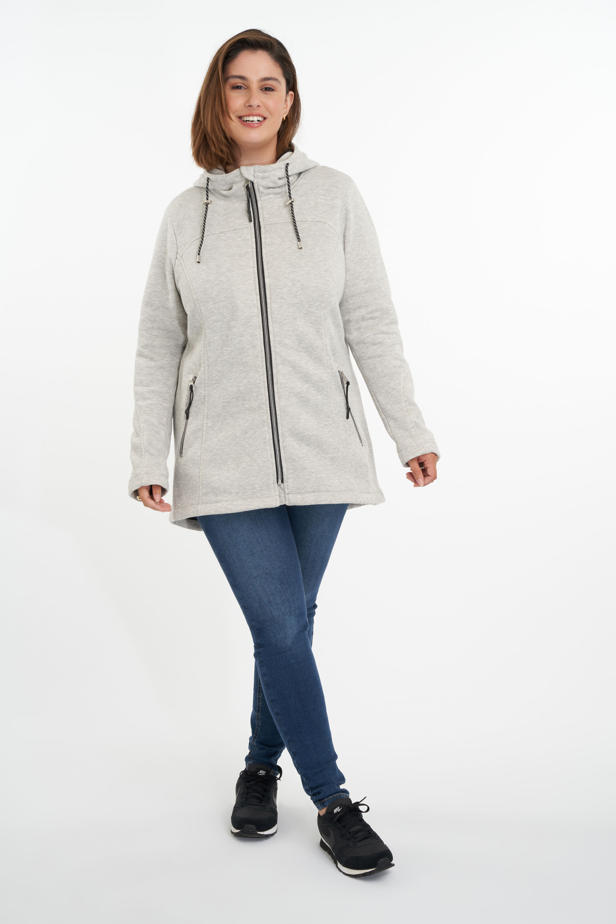 Chaqueta con capucha image number 6