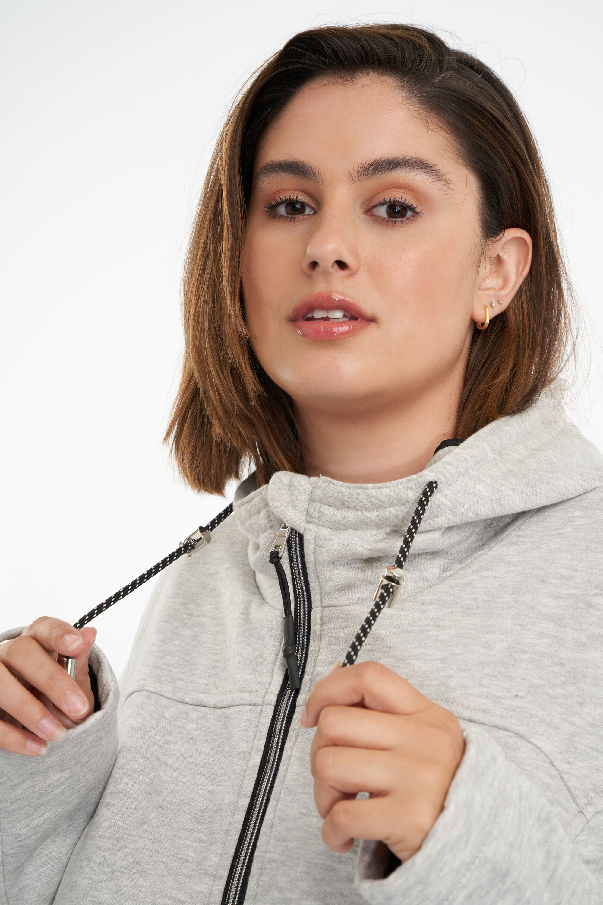 Chaqueta con capucha image number 5