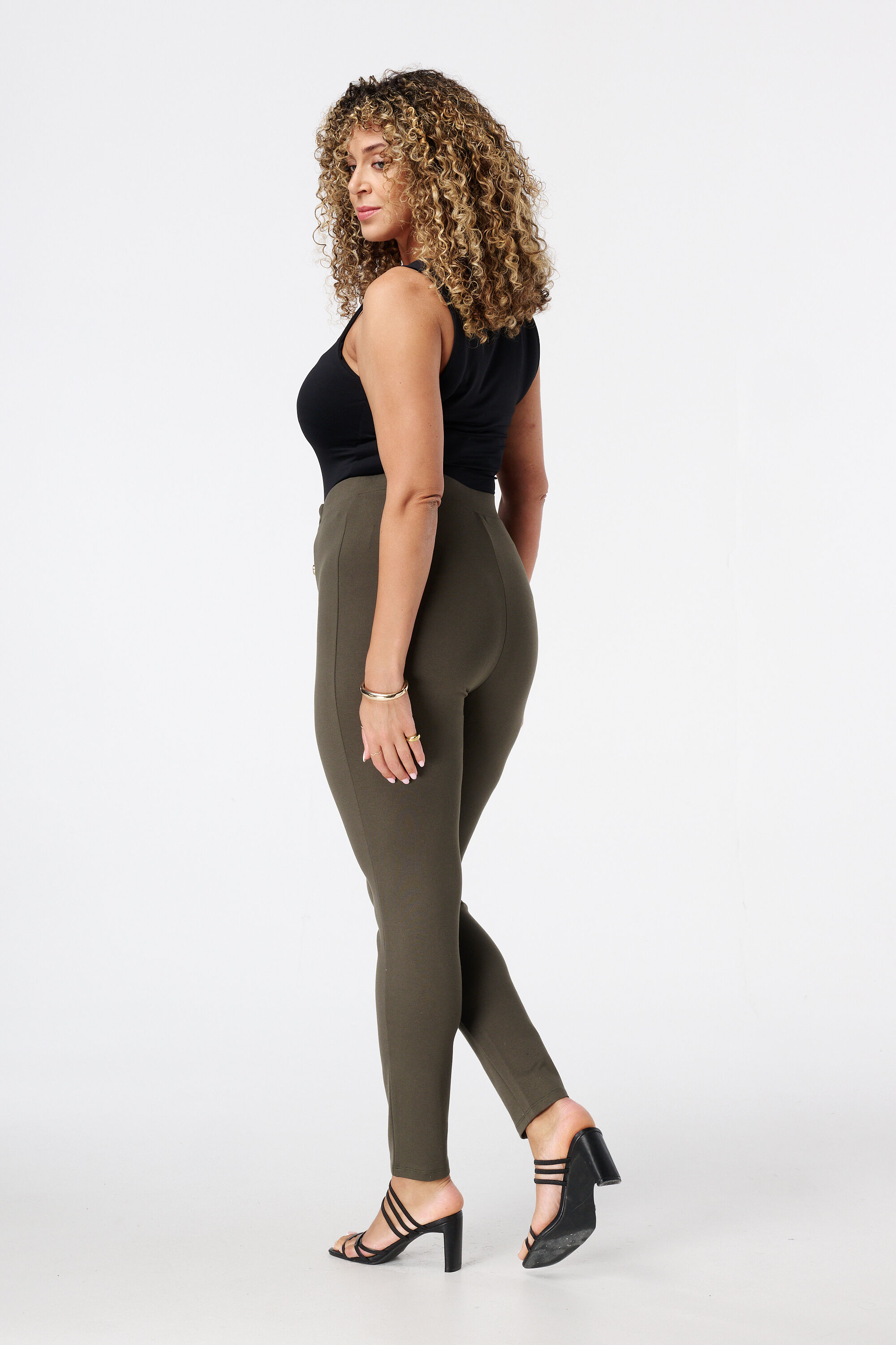 Tregging con botones decorativos image number 3