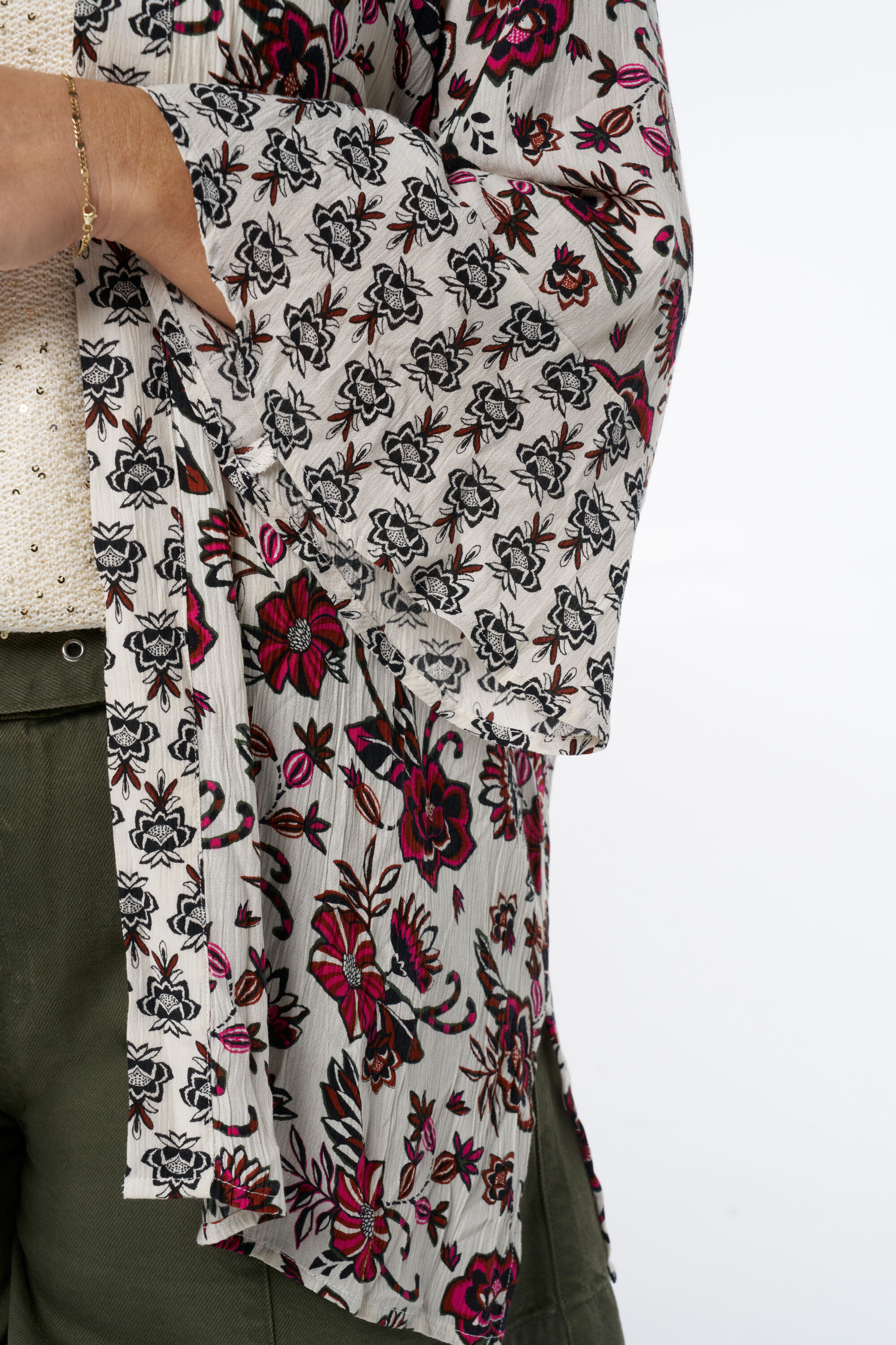 Kimono con estampado floral  image number 4