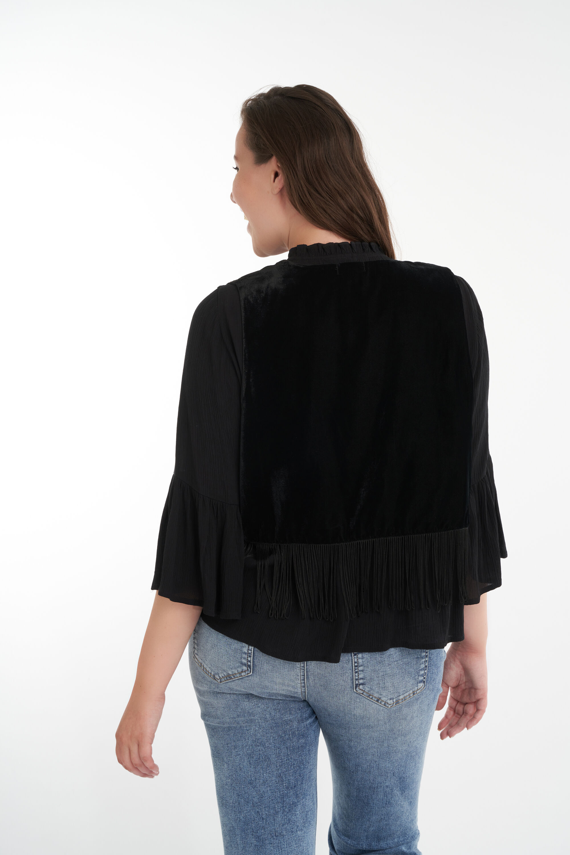 Chaleco con flecos  image number 4