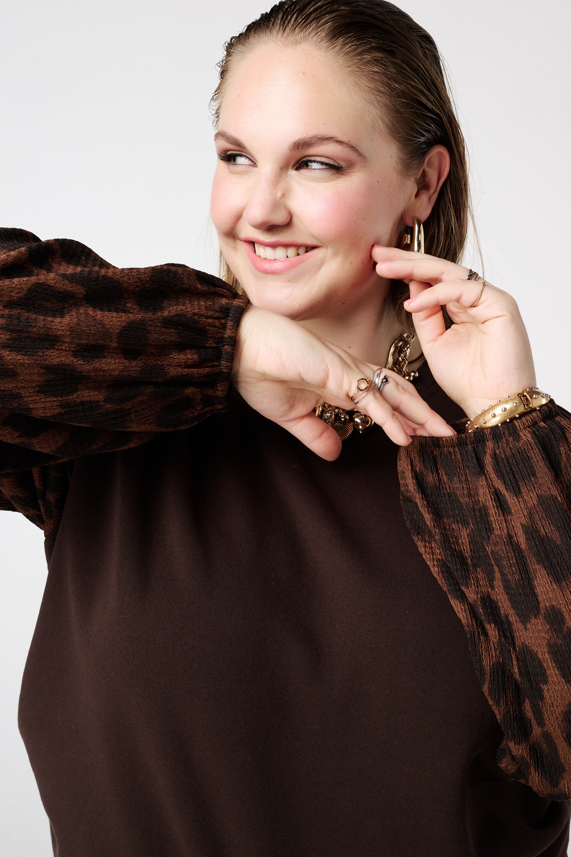 Jersey con mangas abullonadas y estampado image number 4