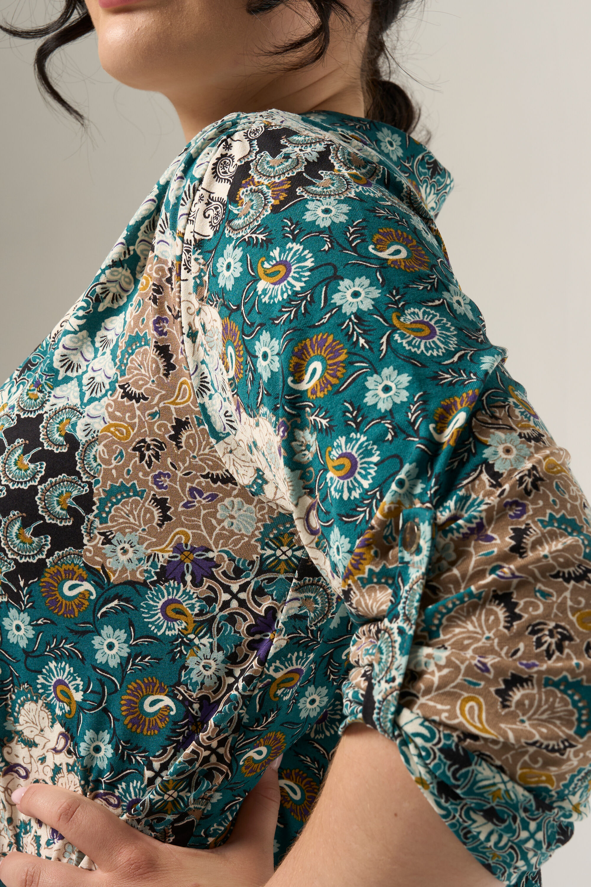 Top con estampado image number 4