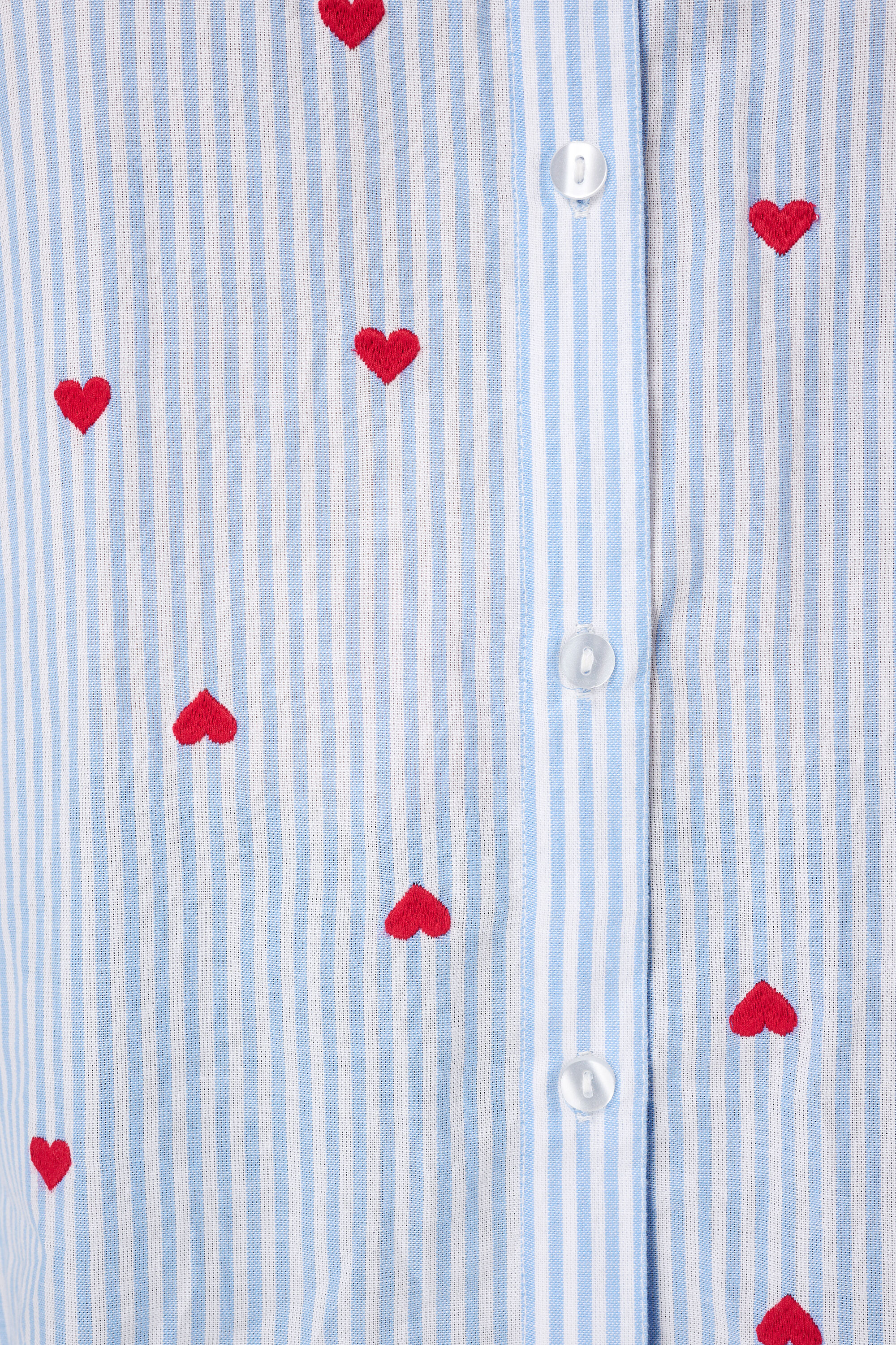 Blusa con rayas y corazones image number 6