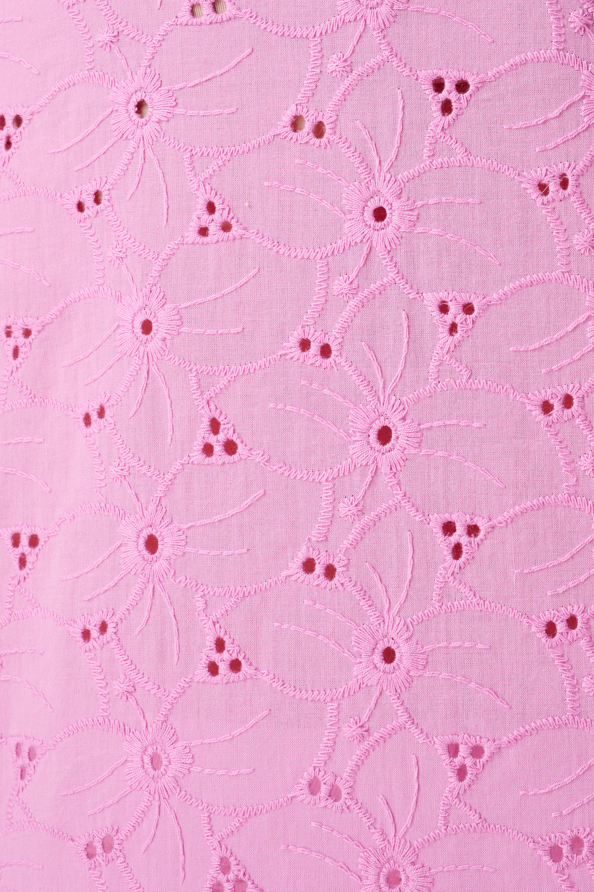 Blusa bordada con manga abullonada image number 6