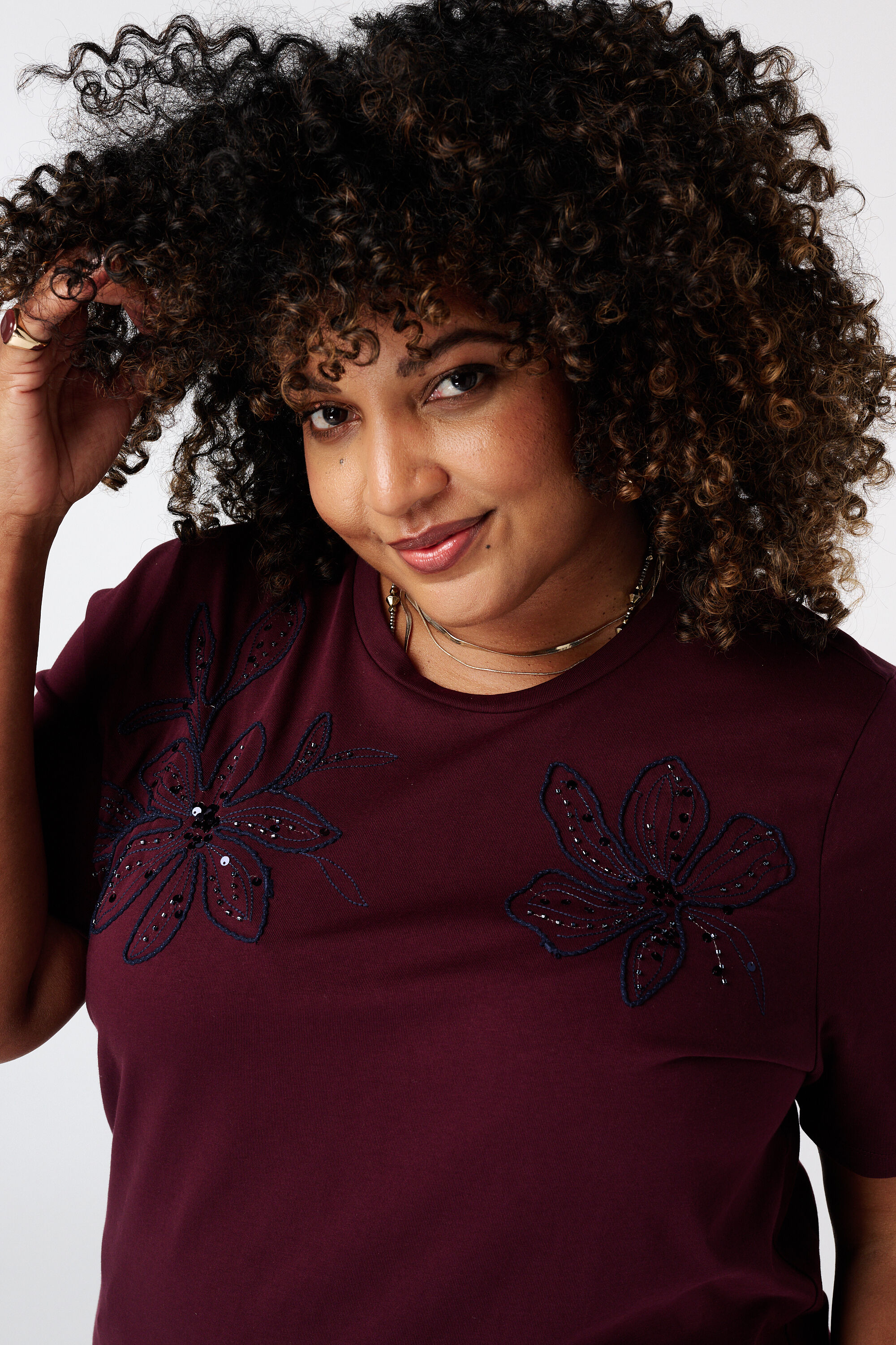 Camiseta con cuentas image number 4