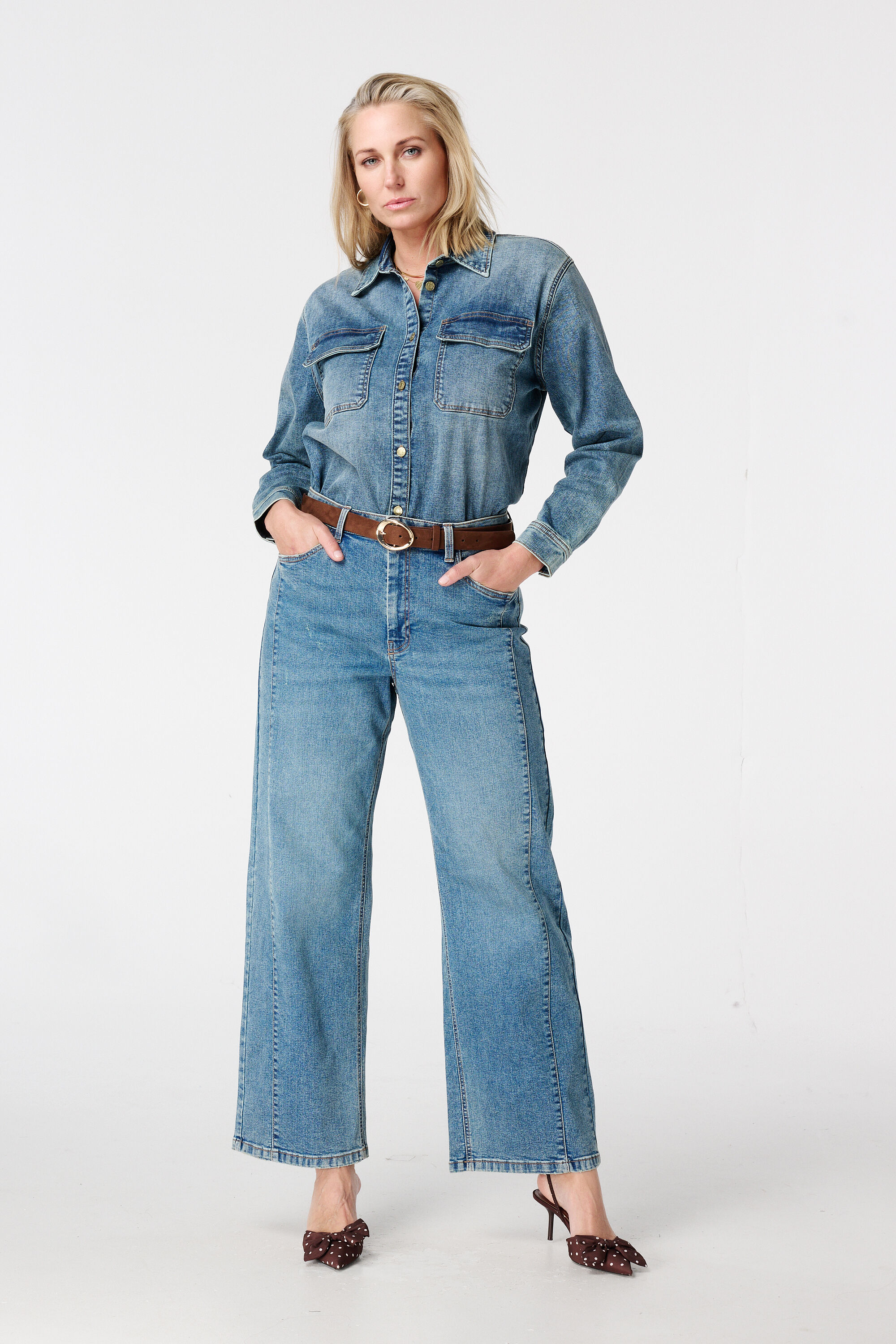 Camisa denim con cierre con botones image number 5