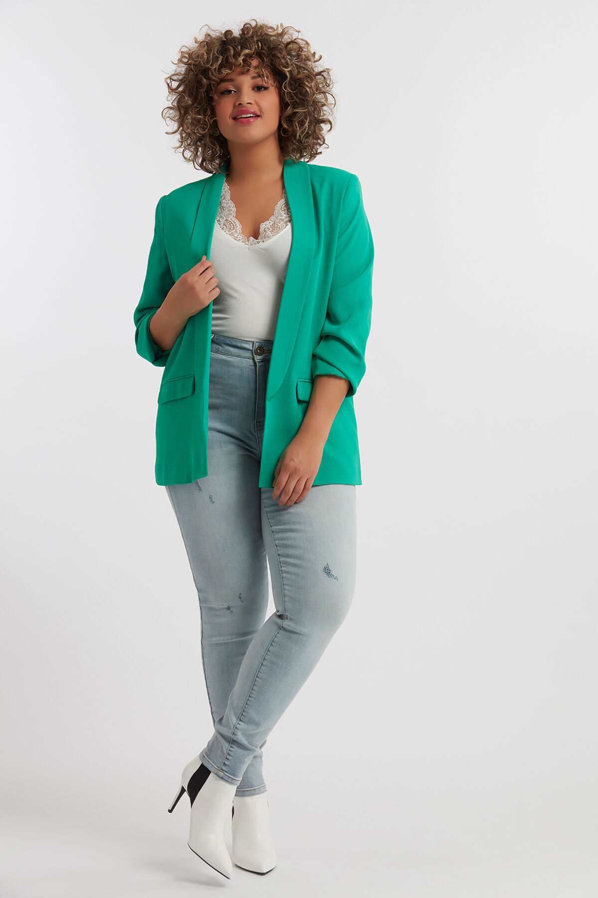 Blazer de crep&eacute; con efecto arrugado image number 4