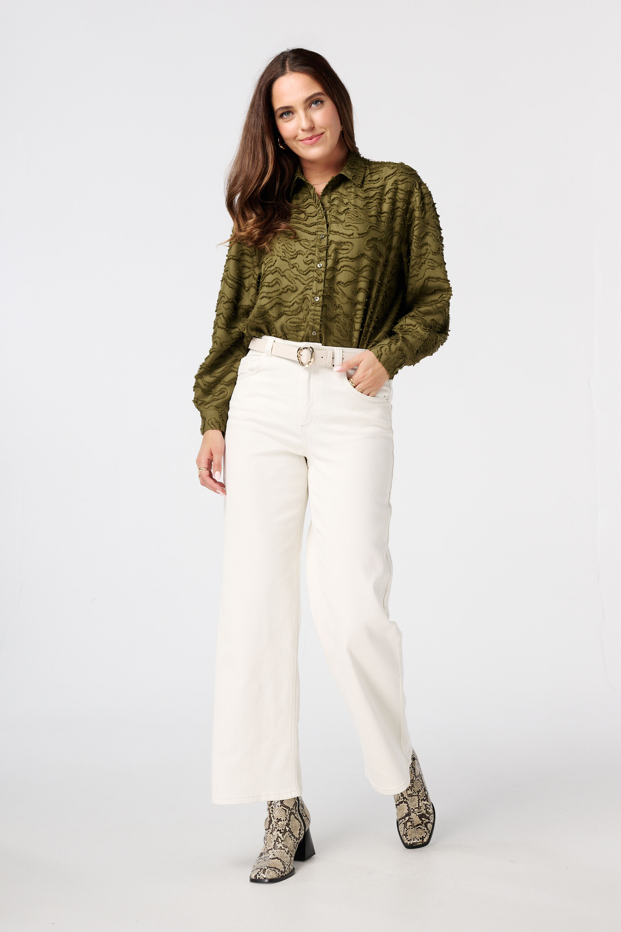 Blusa oversize de tejido estructurado image number 5