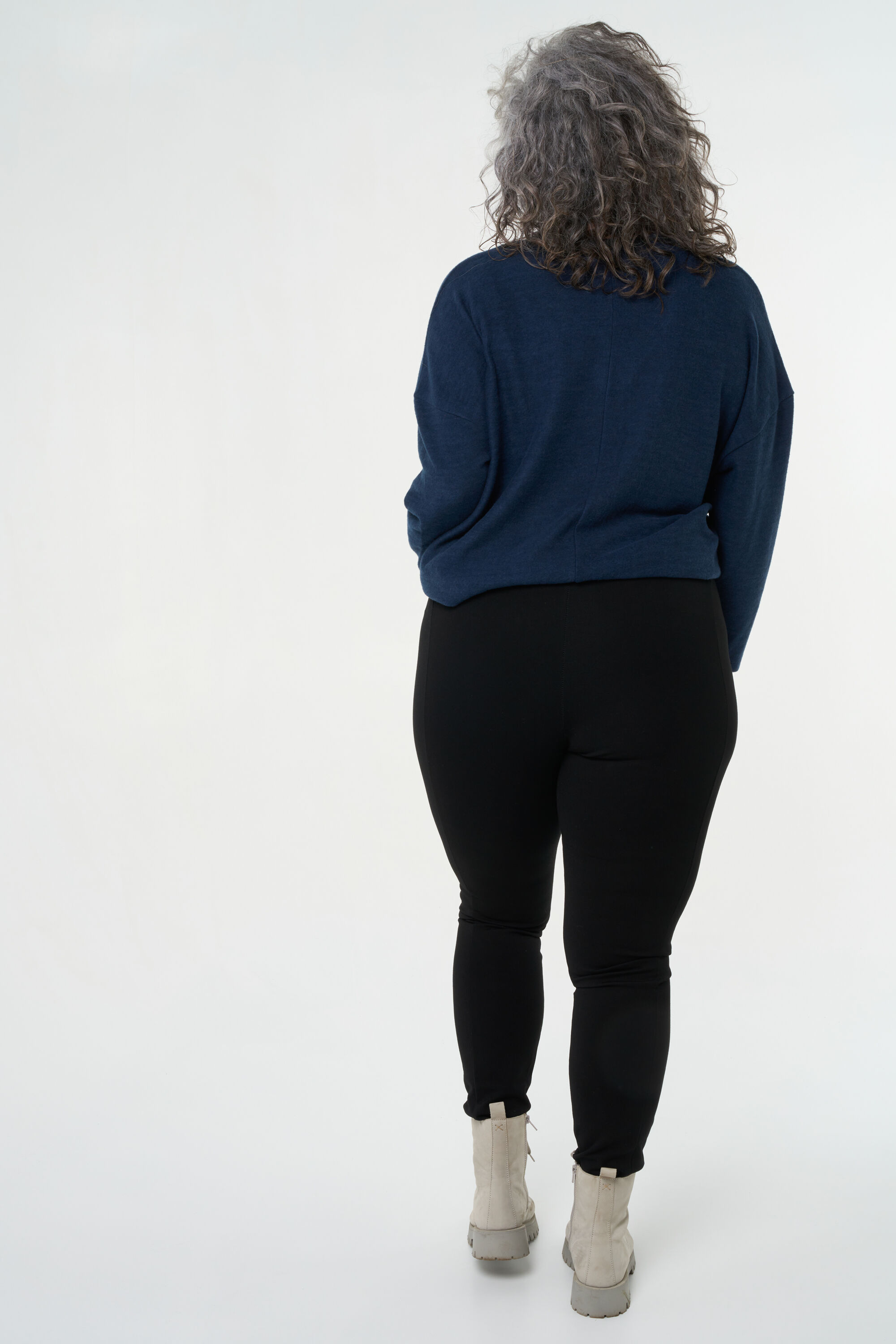 Tregging con cremalleras de adorno image number 3