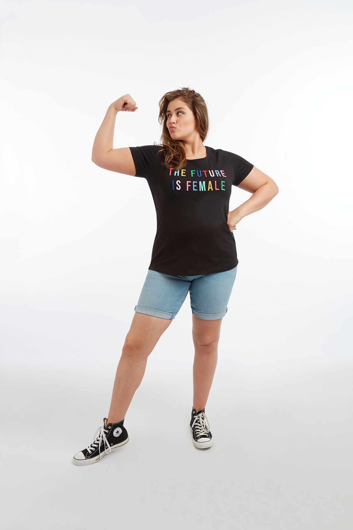 Camiseta bordada image number 6