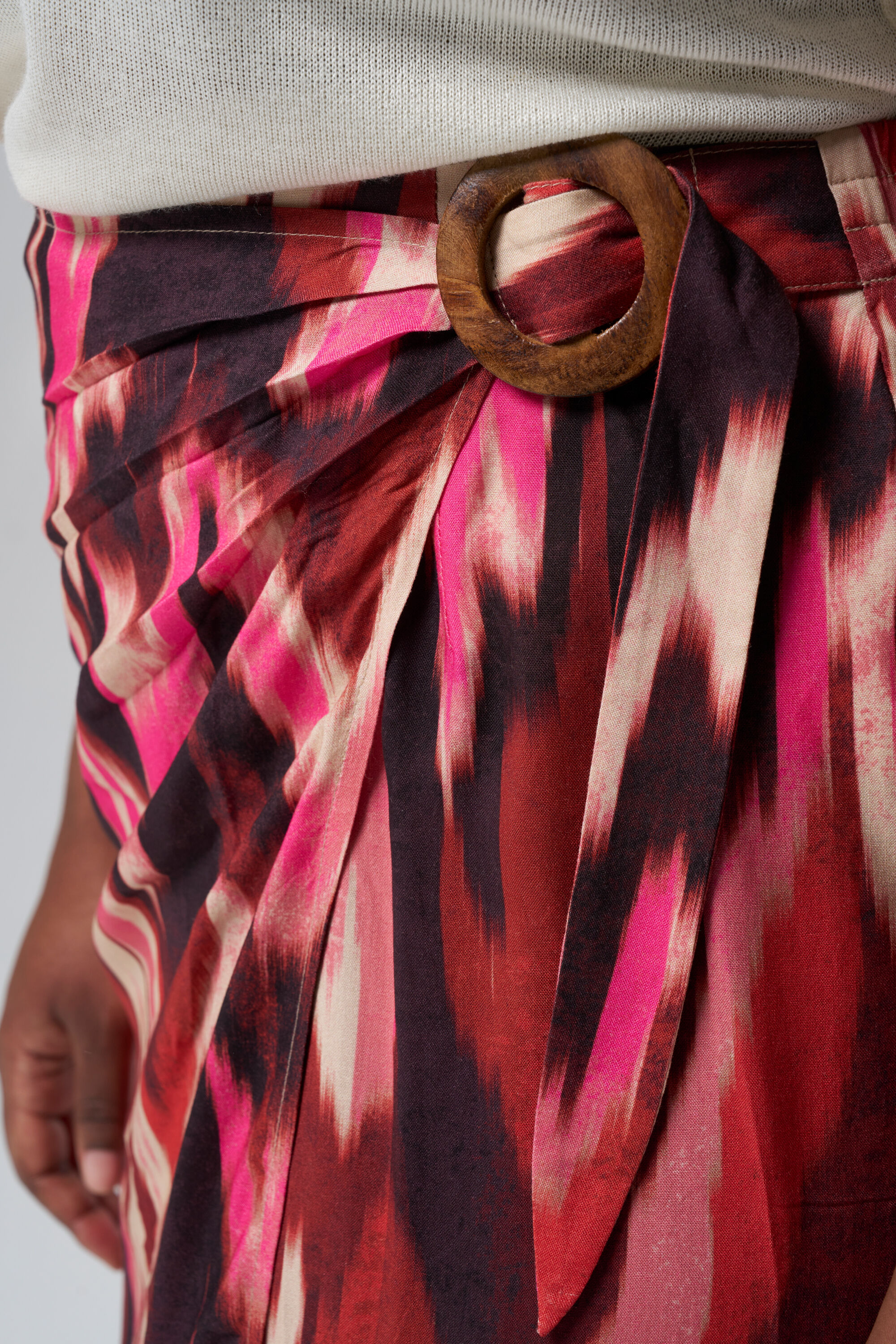 Falda midi con estampado image number 4