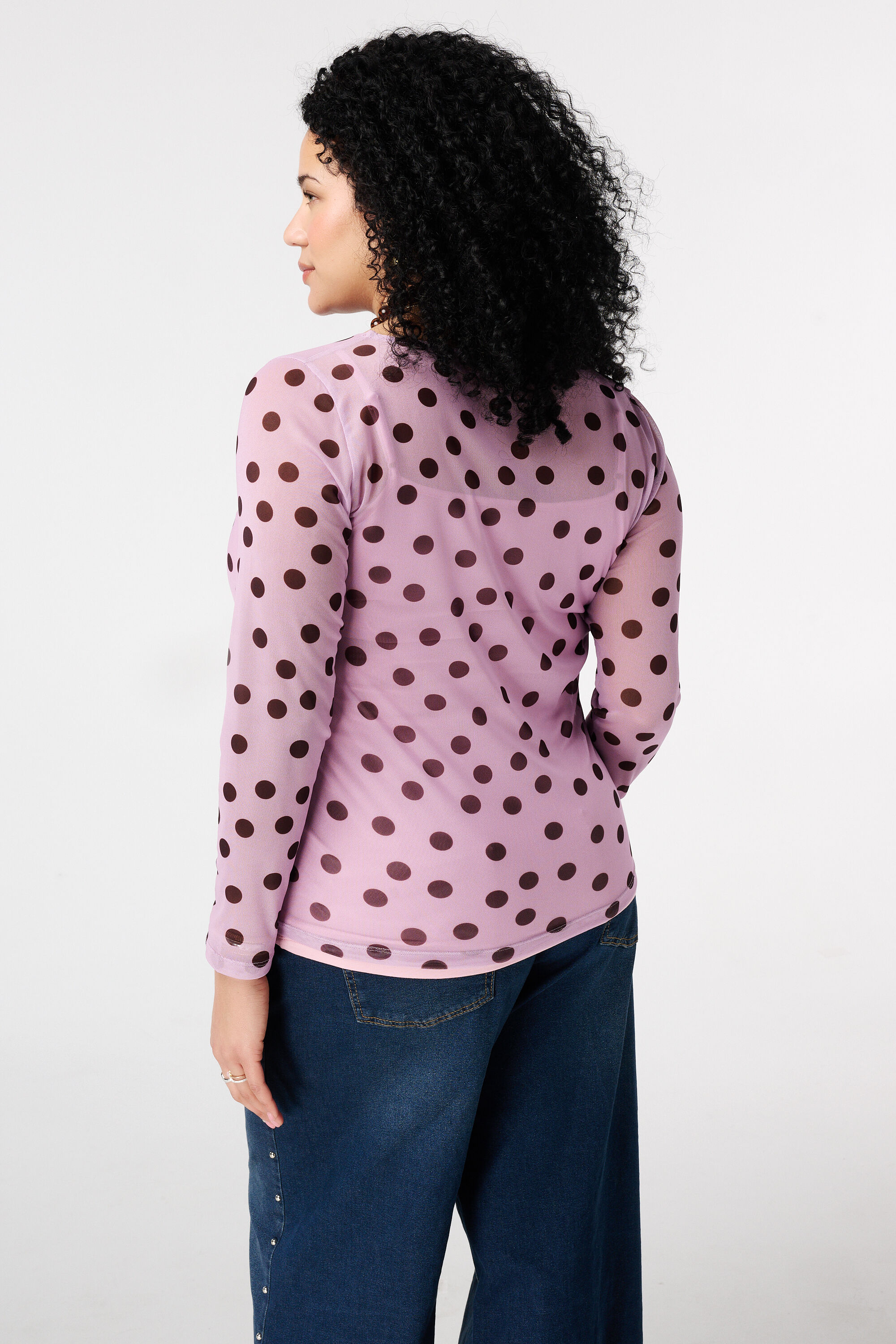 Top de mesh con estampado image number 3