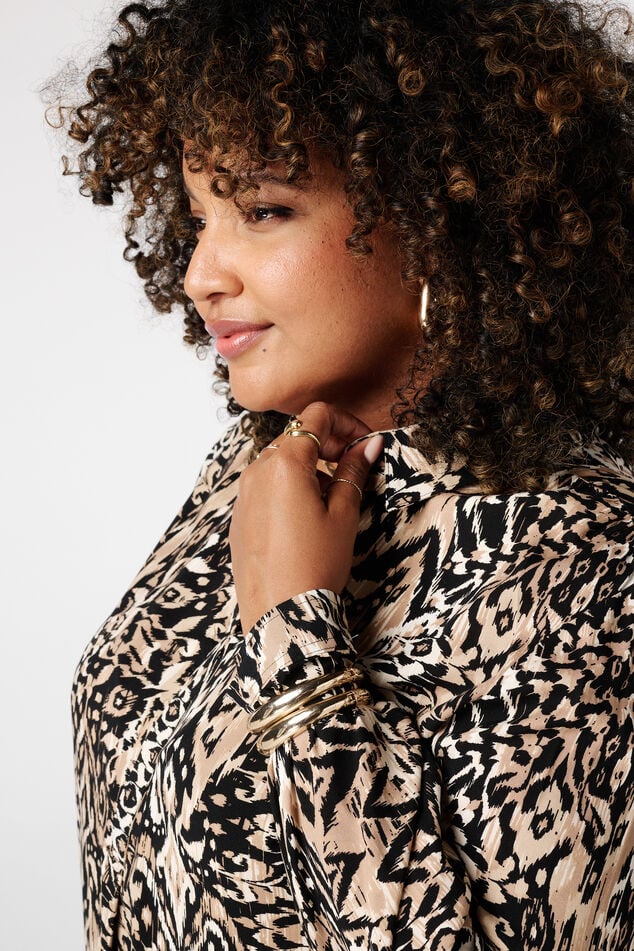 Blusa con estampado image number 4