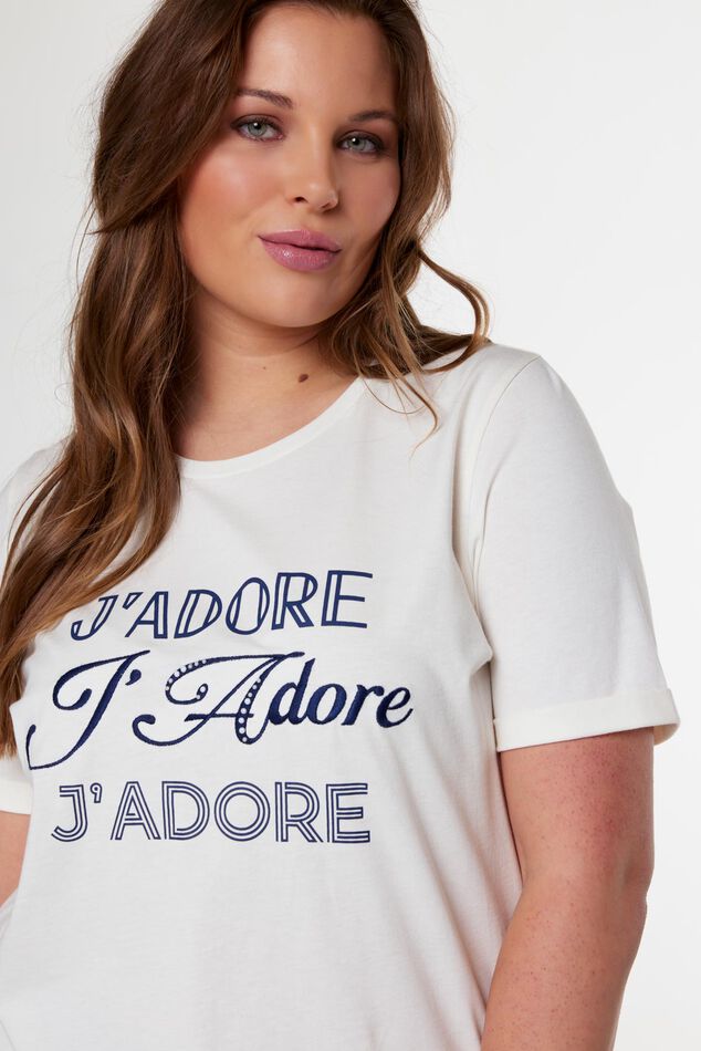 Camiseta con el texto «J'adore» image number 4