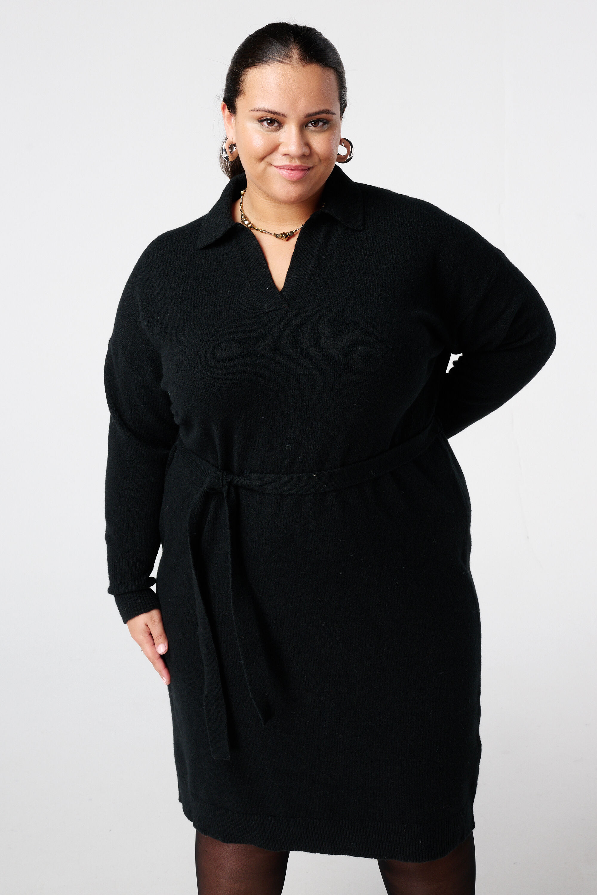 Vestido polo de punto con cintur&oacute;n image number 5