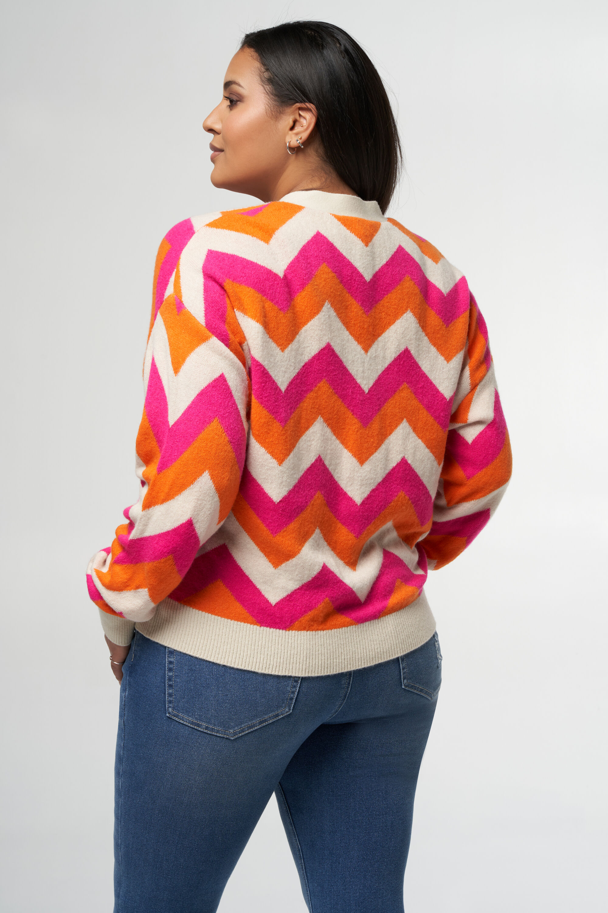 C&aacute;rdigan con botones  image number 3