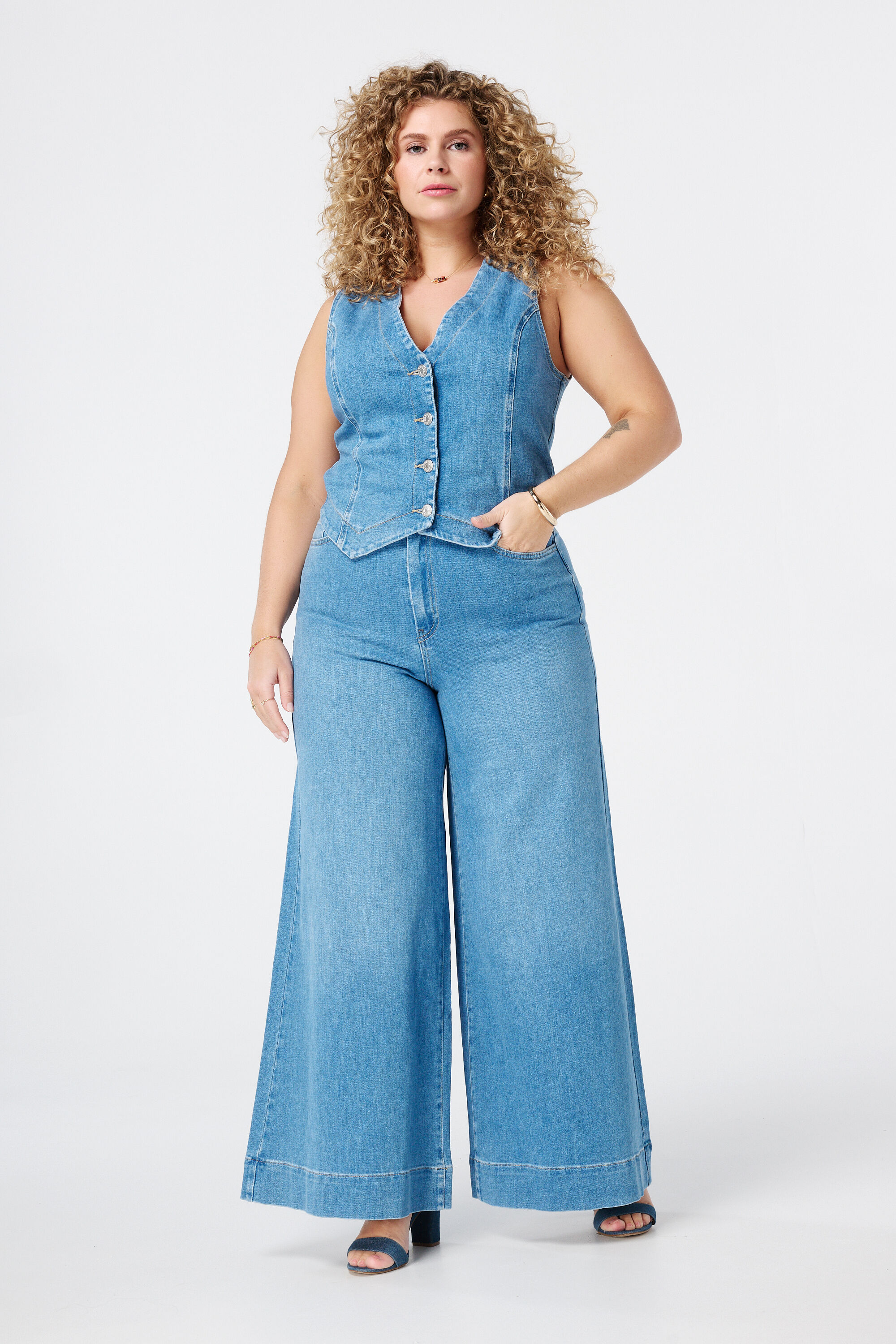 Chaleco denim image number 5