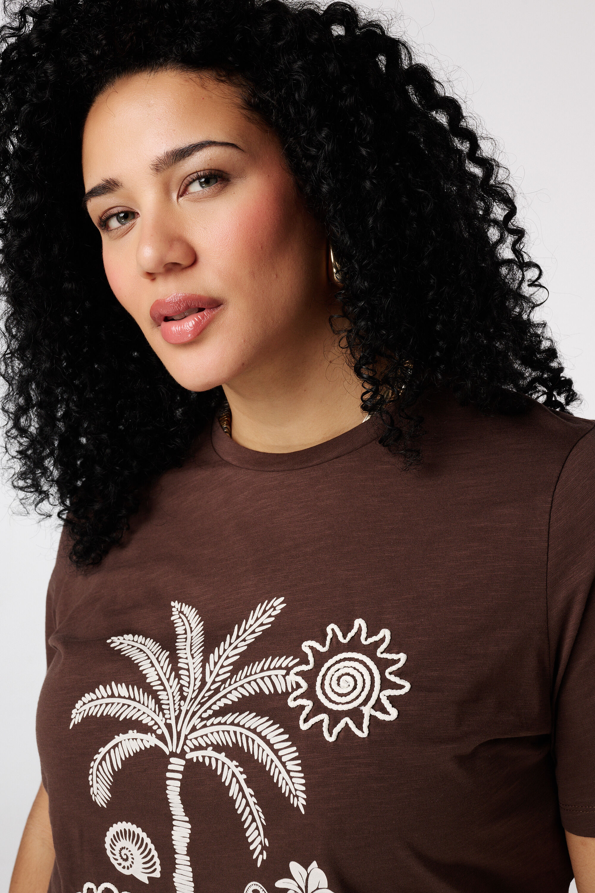 Camiseta con texto image number 4