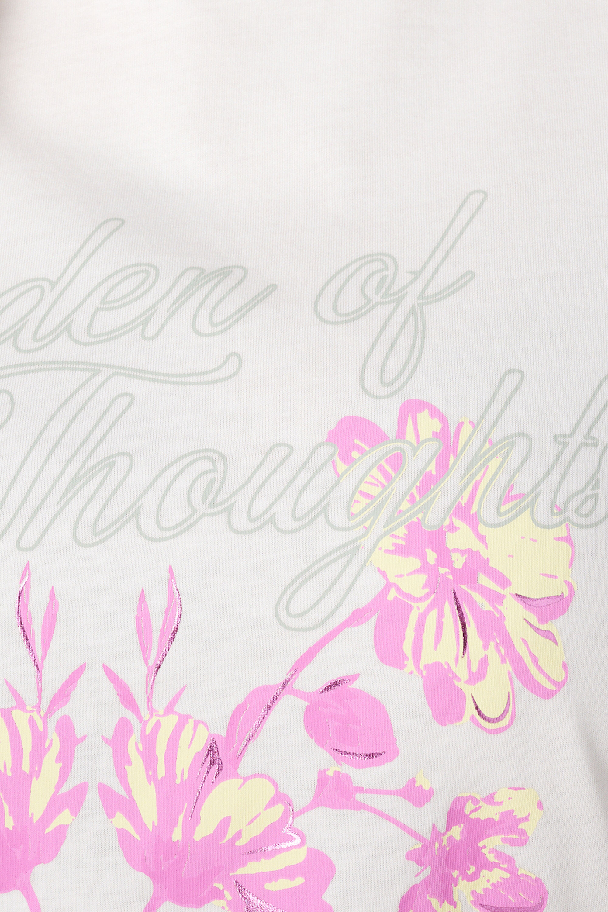 Camiseta con estampado floral image number 6