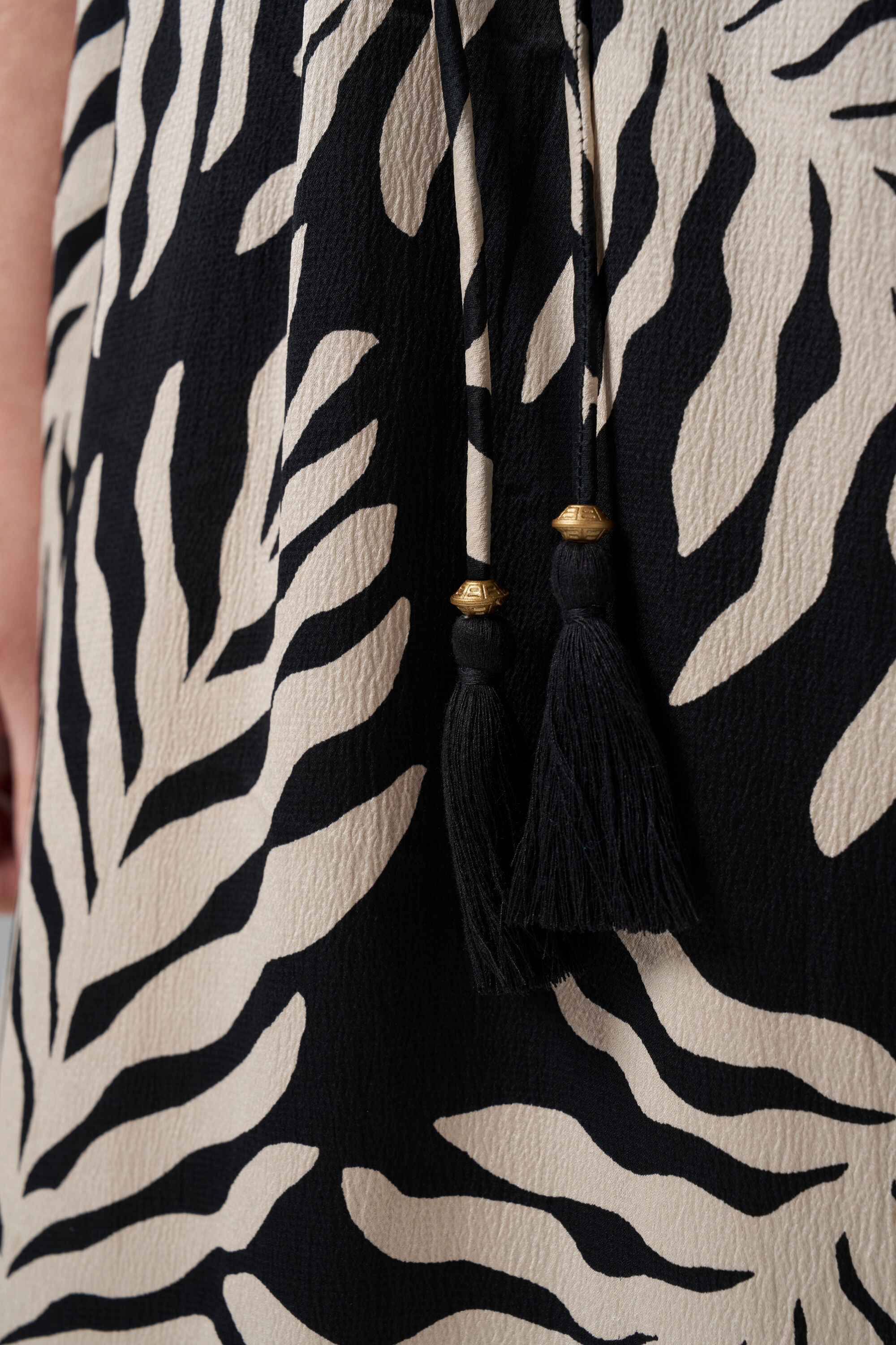 Vestido largo con estampado  image number 3