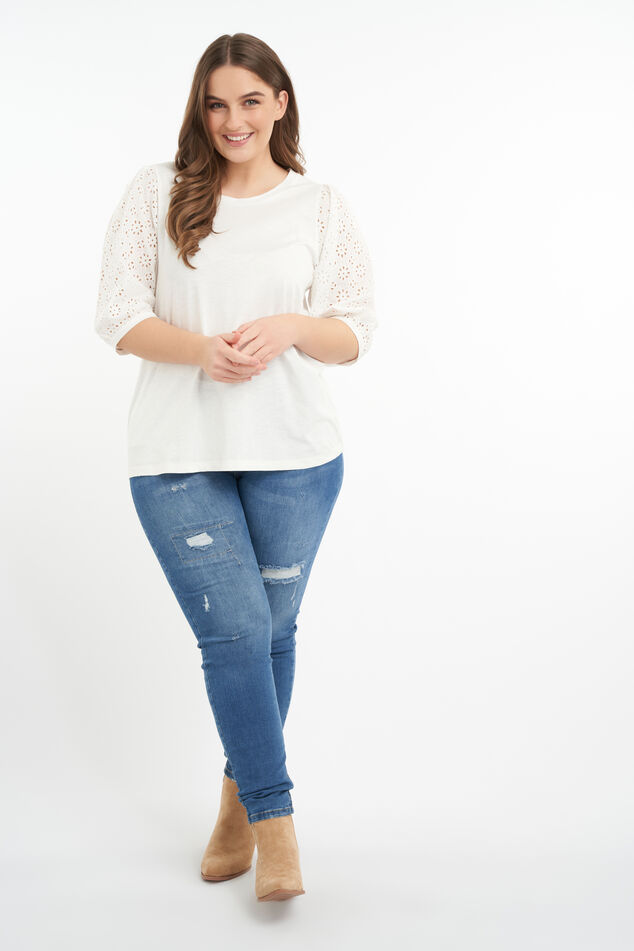 Top con bordados image number 5