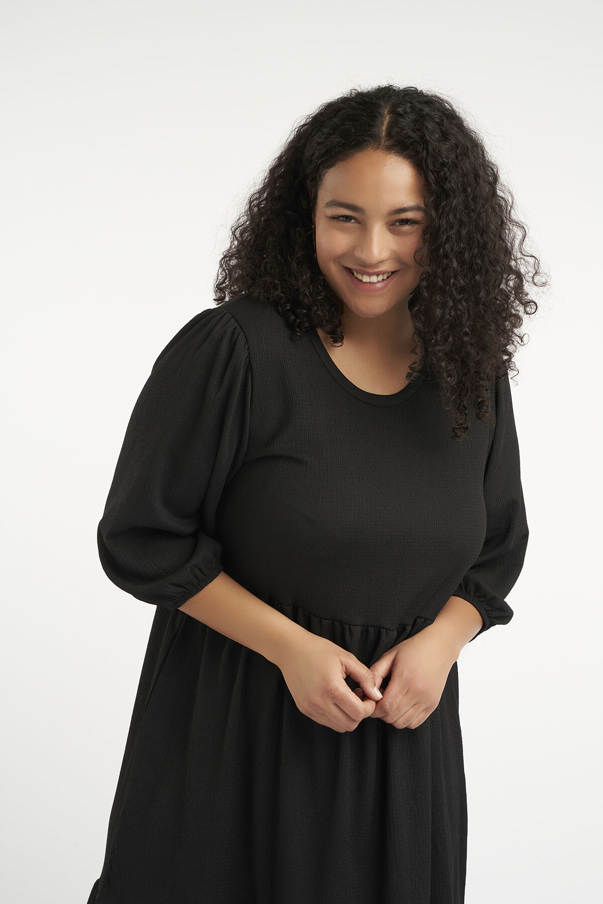 Vestido largo y ancho  image number 5