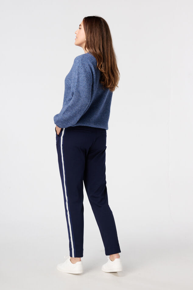 Pantalón cónico con ribete lateral image number 3