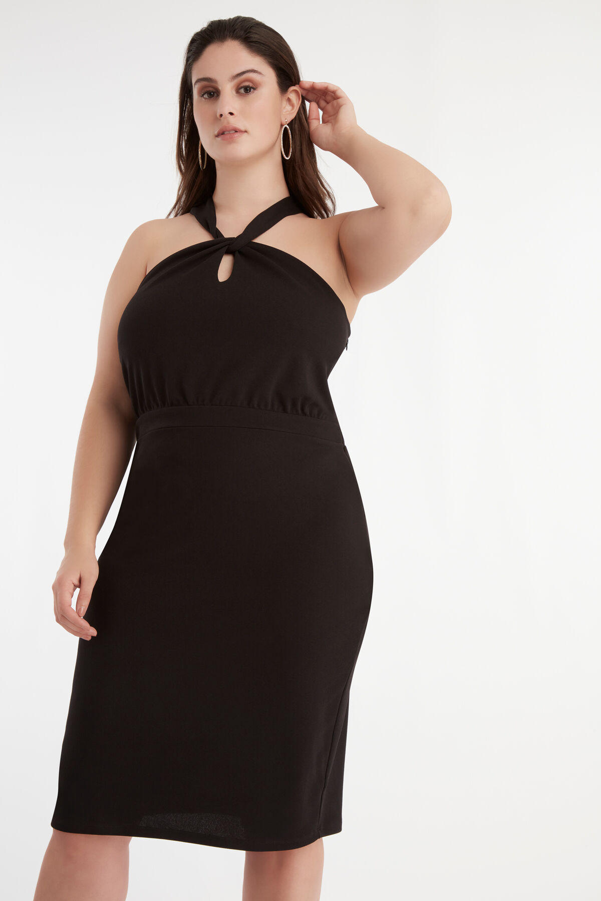 Vestido con tirantes cruzados image number 5