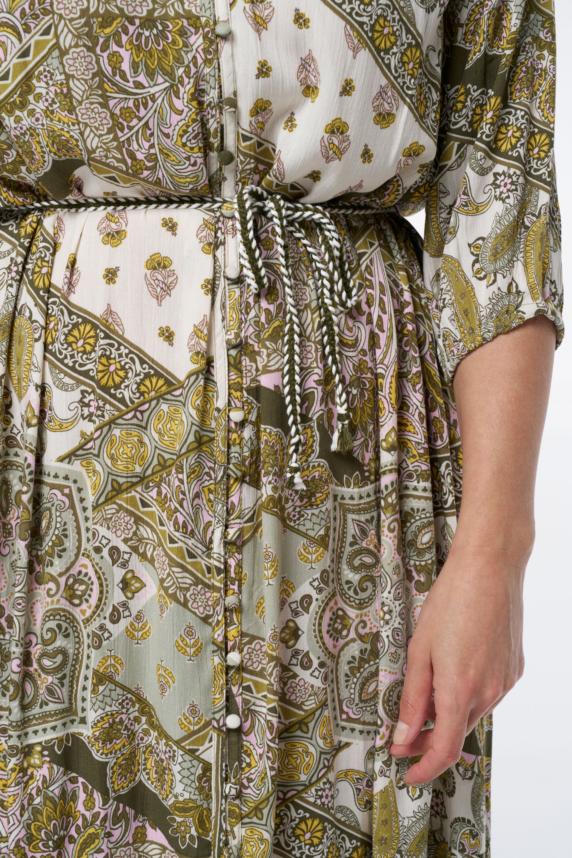 Vestido con estampado image number 4