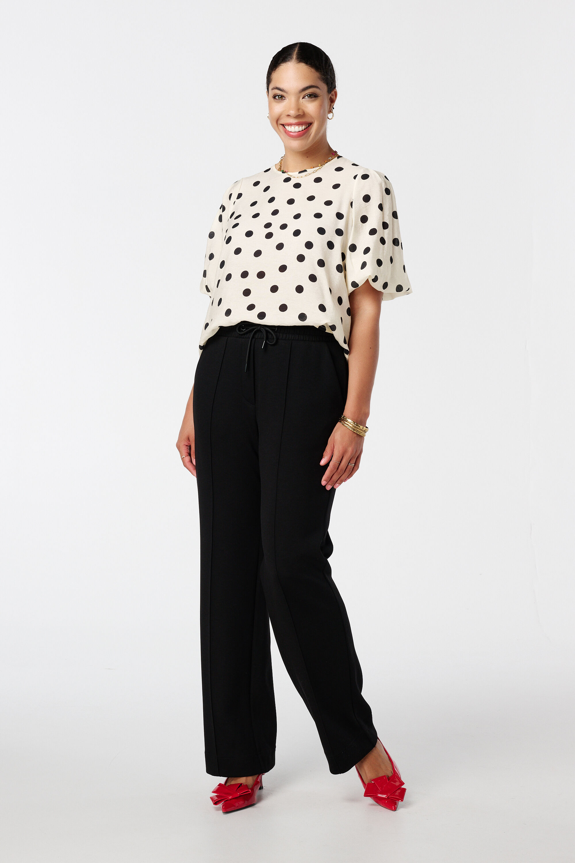 Blusa con lunares image number 5