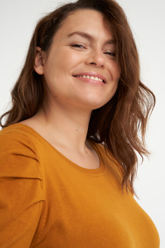 Suéter de punto fino con mangas abullonadas image number 5