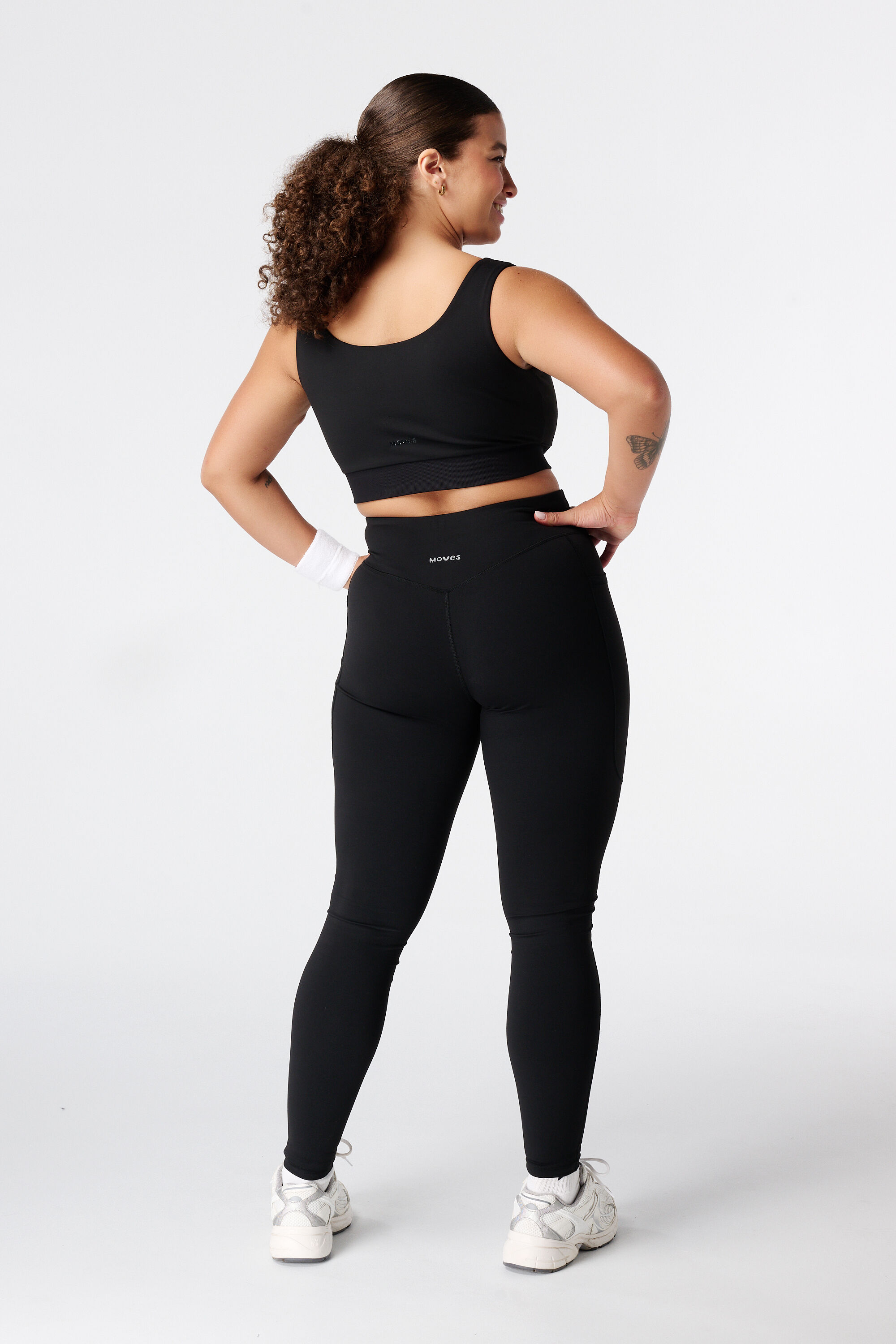 Legging deportivo con bolsillos laterales image number 3