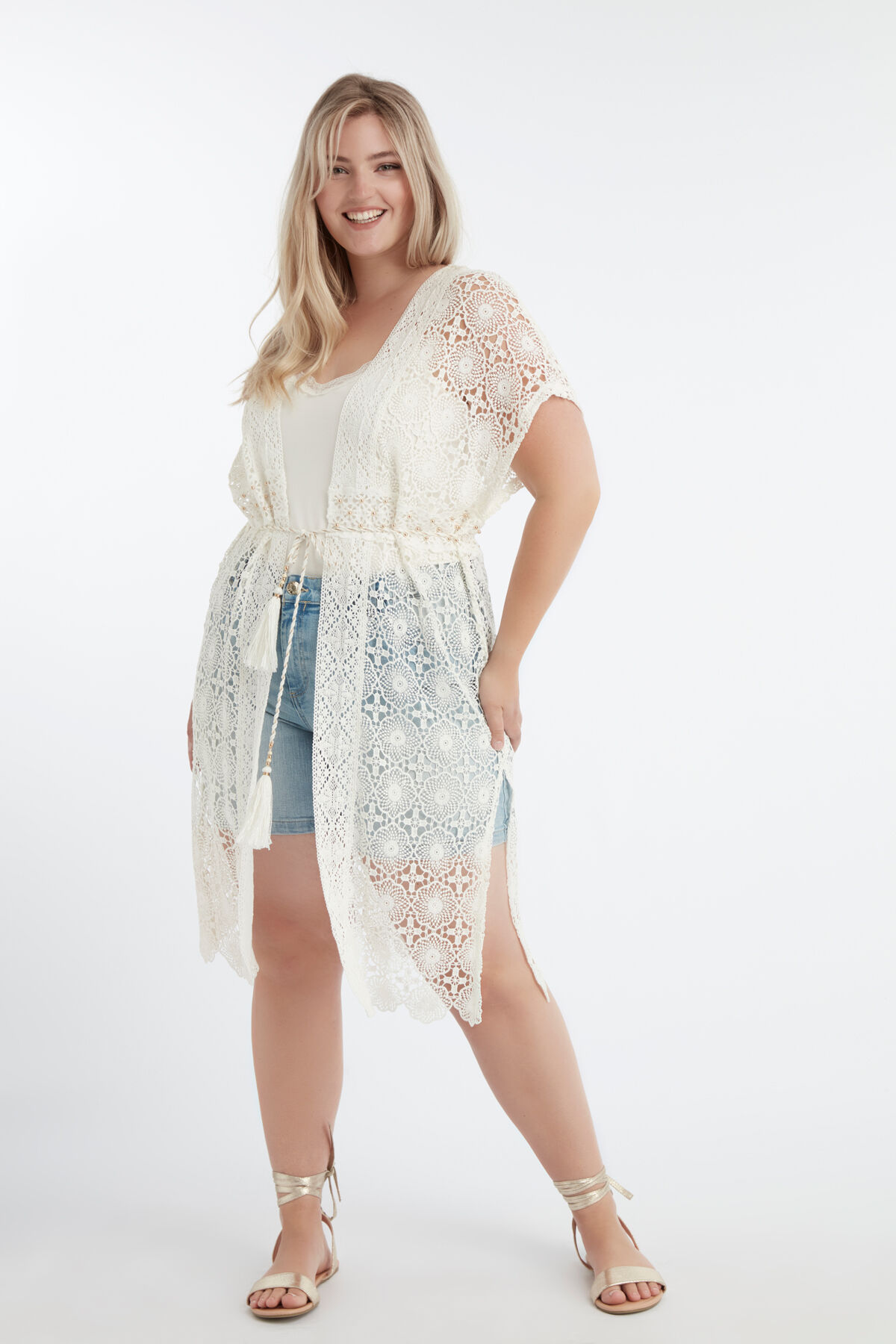 C&aacute;rdigan de ganchillo con cord&oacute;n image number 3